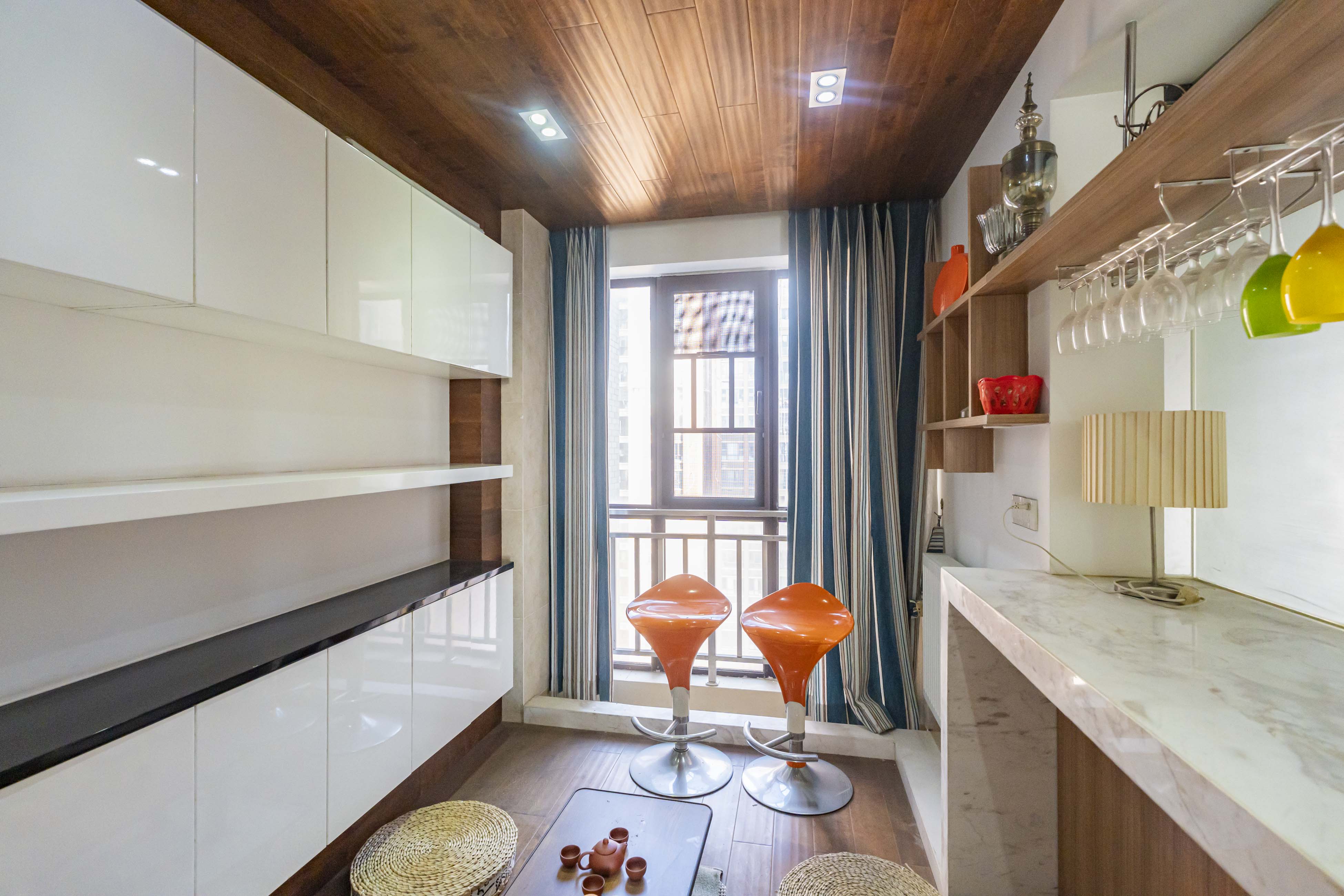 金色溪泉湾  4室2厅2卫    210.0万 金色溪泉湾  4室2厅2卫    210.0万卧室