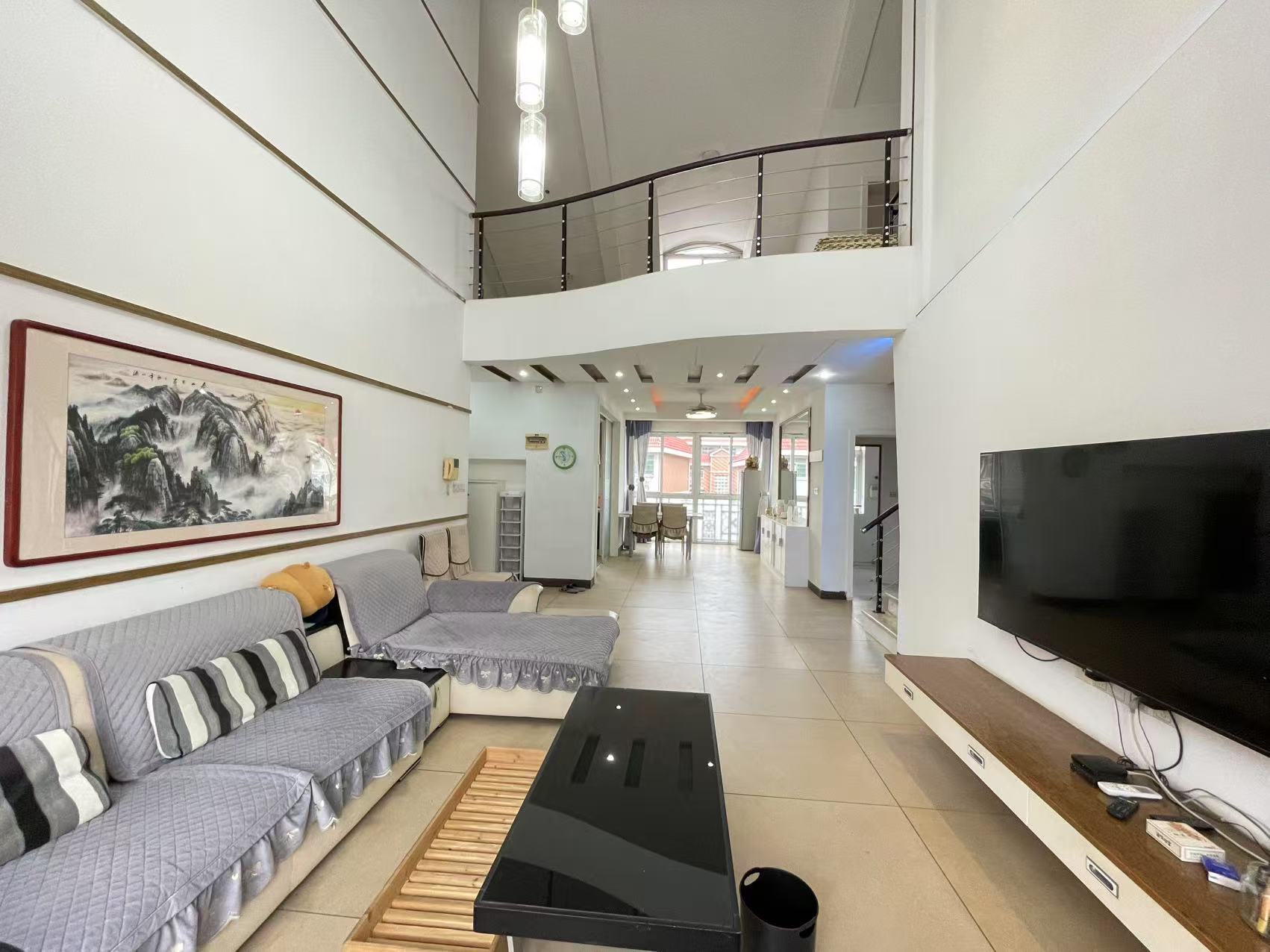 珠江丽园  3室2厅2卫    55.0万 珠江丽园  3室2厅2卫    55.0万室内图