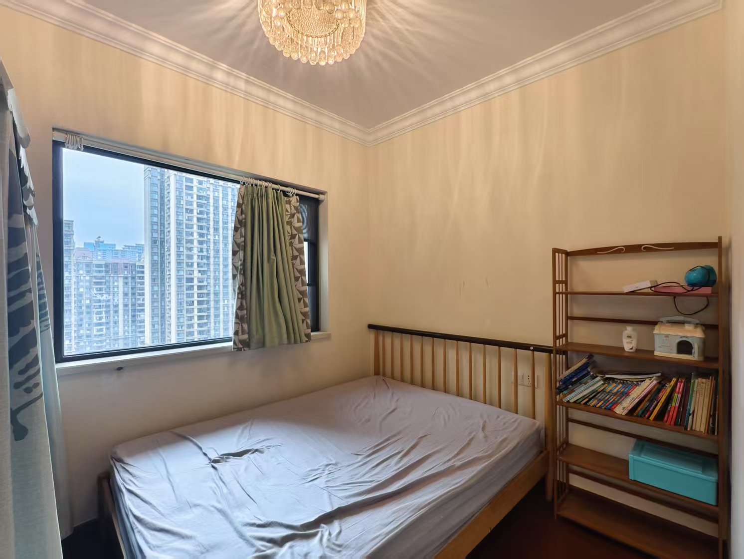 恒大华府  4室2厅2卫    91.8万 恒大华府  4室2厅2卫    91.8万室内图