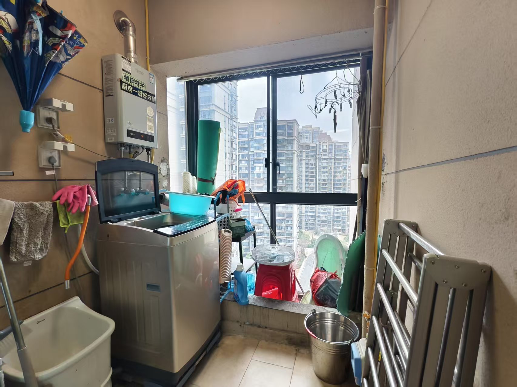 恒大华府  4室2厅2卫    91.8万 恒大华府  4室2厅2卫    91.8万室内图