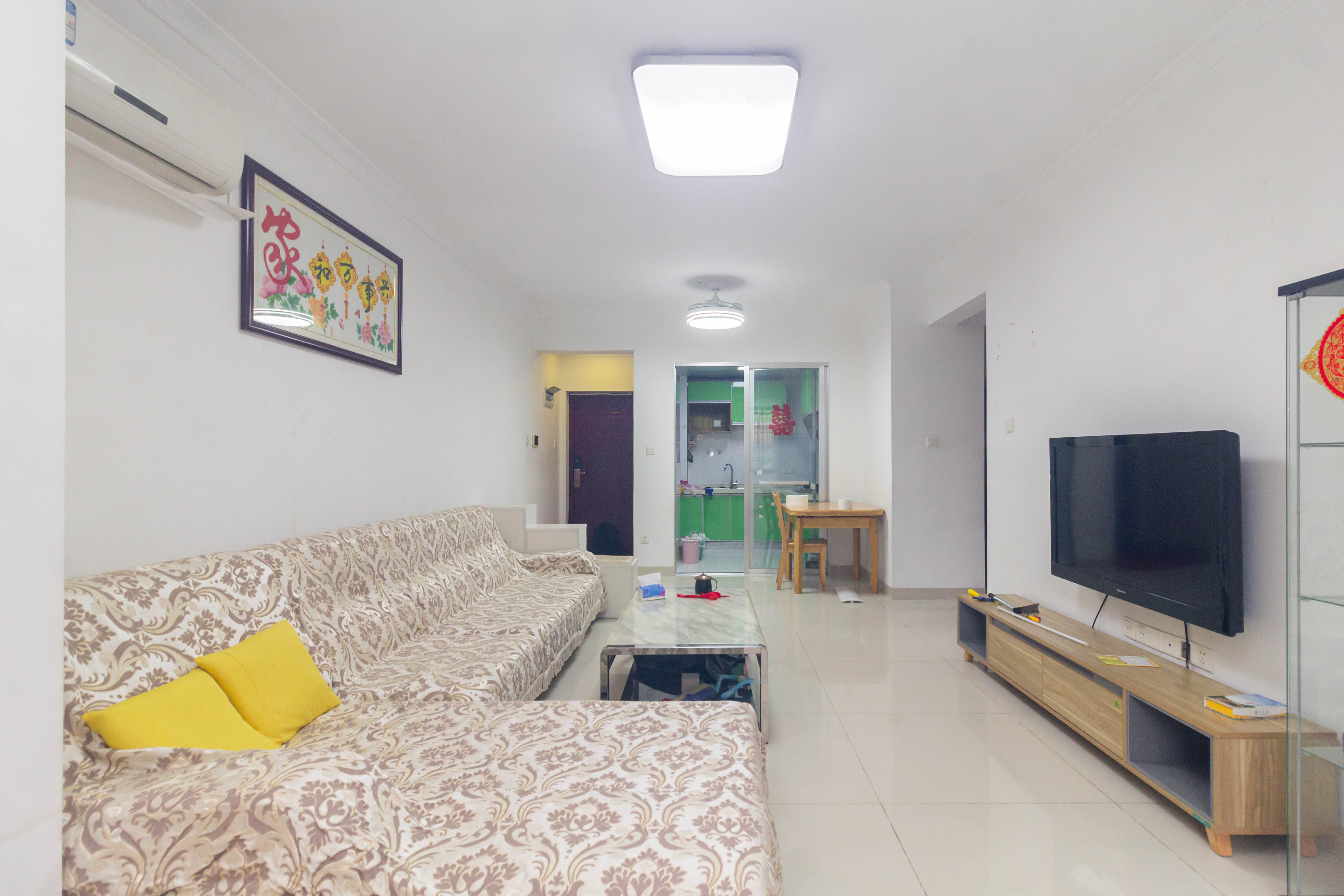 才子佳郡 3室2厅1卫 55.8万 才子佳郡 3室2厅1卫 55.8万客厅