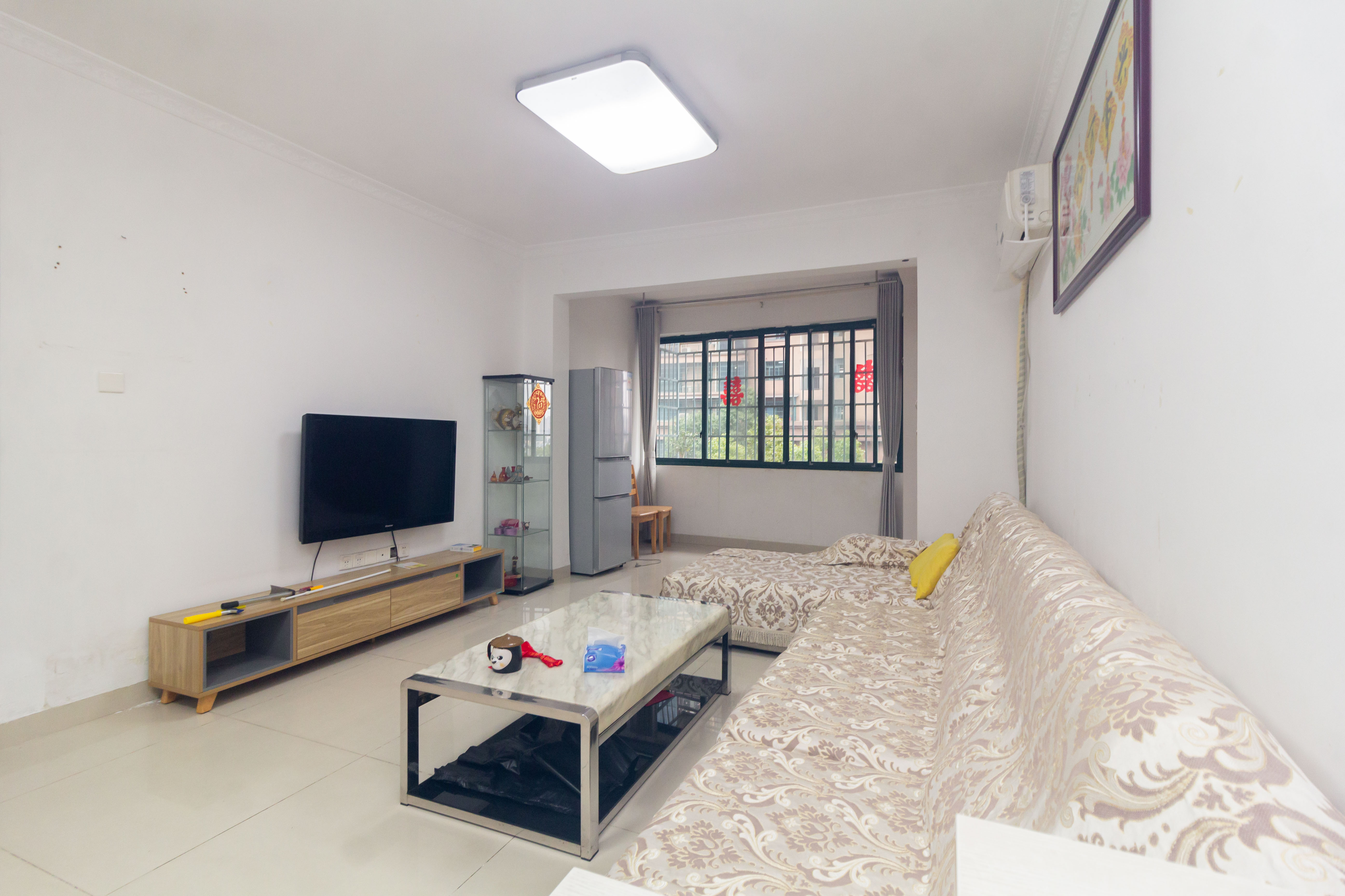 才子佳郡 3室2厅1卫 55.8万 才子佳郡 3室2厅1卫 55.8万客厅