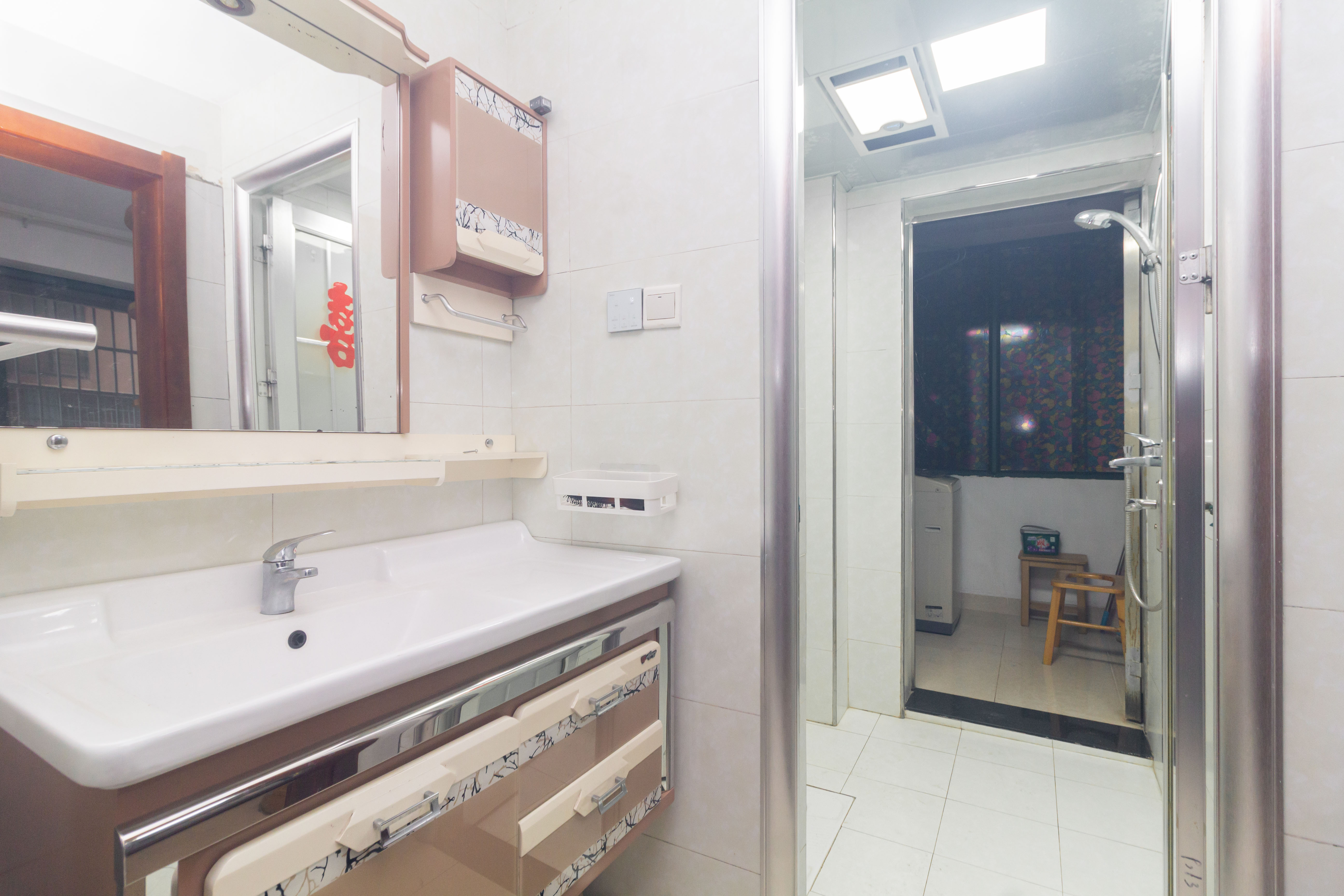 才子佳郡 3室2厅1卫 55.8万 才子佳郡 3室2厅1卫 55.8万卫生间