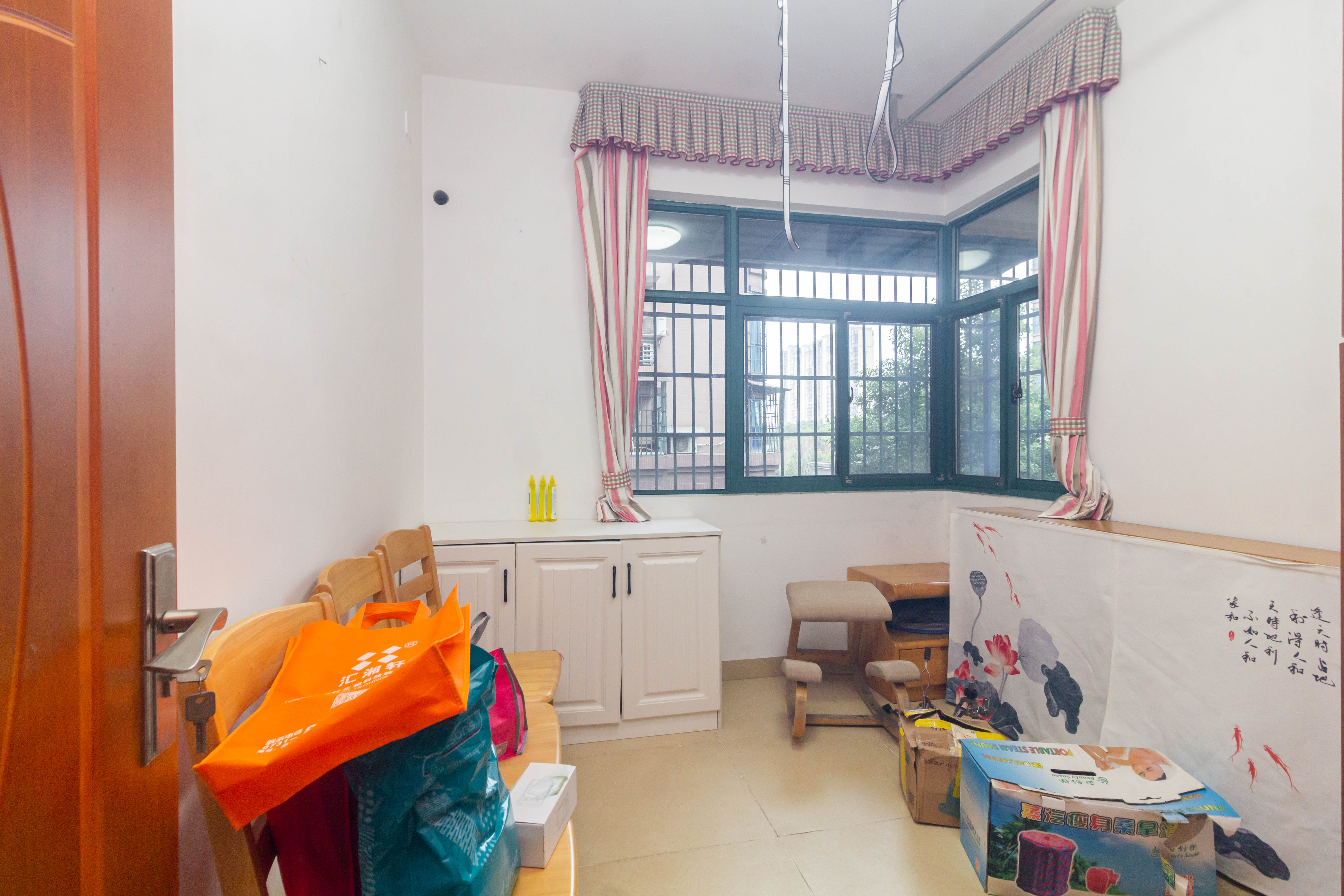 才子佳郡 3室2厅1卫 55.8万 才子佳郡 3室2厅1卫 55.8万卧室