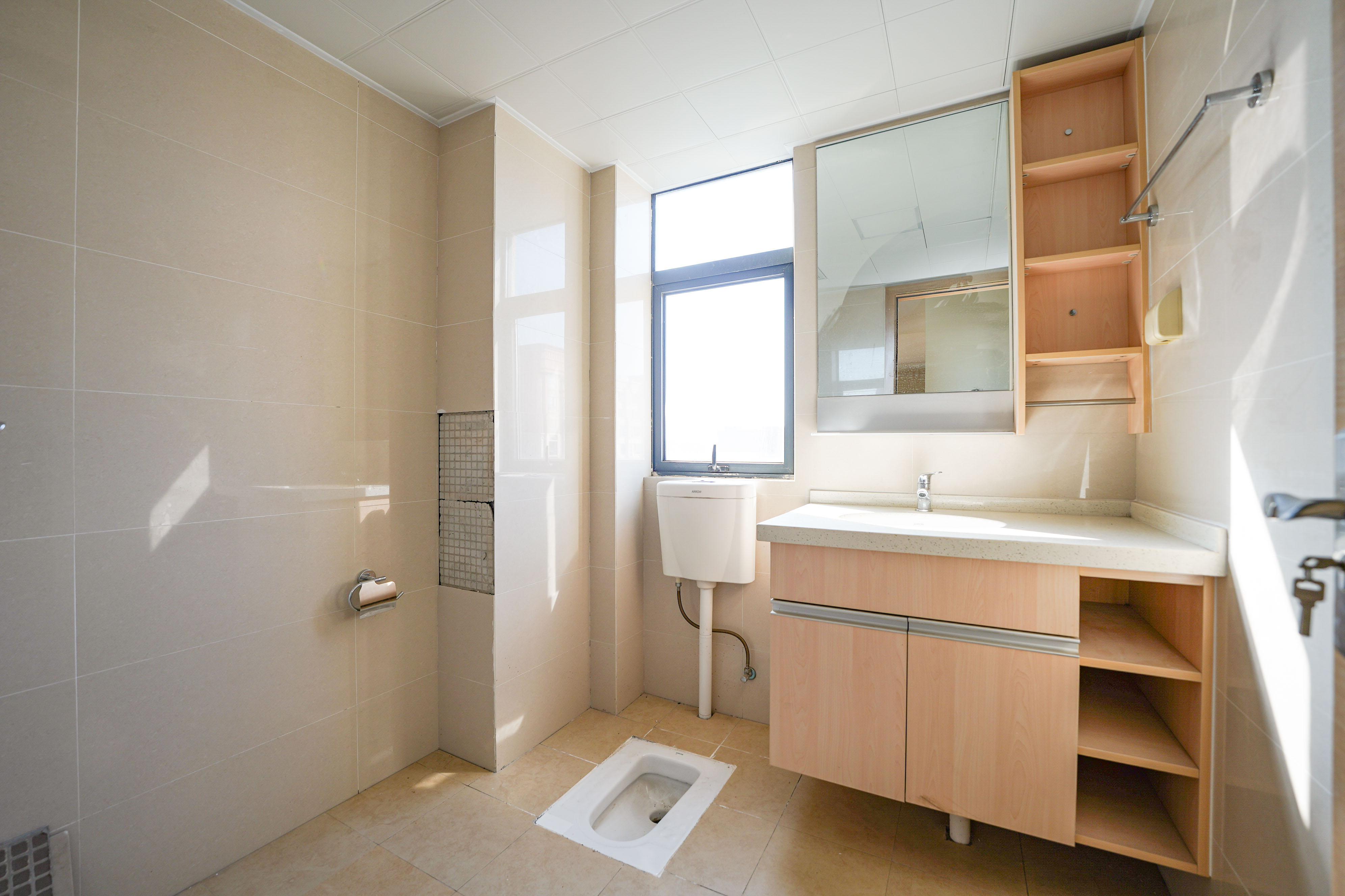 五矿万境蓝山  3室2厅2卫    120.0万 五矿万境蓝山  3室2厅2卫    120.0万其他