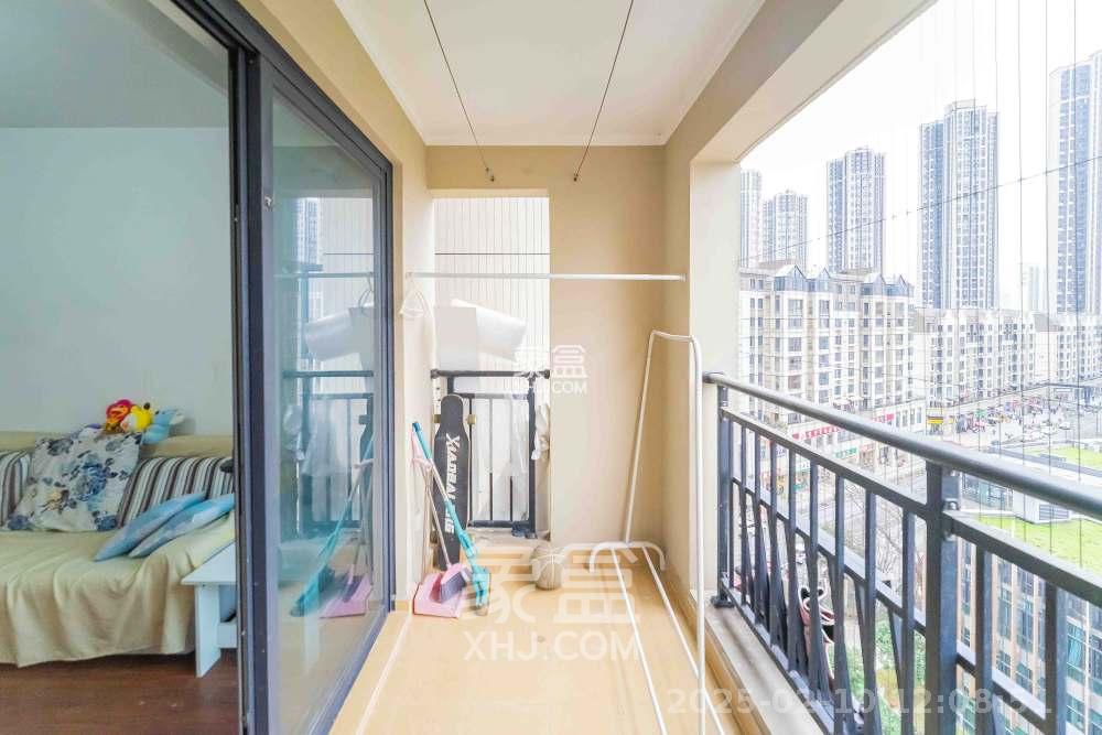万科魅力之城观澜里  2室1厅1卫   2200.00元/月室内图