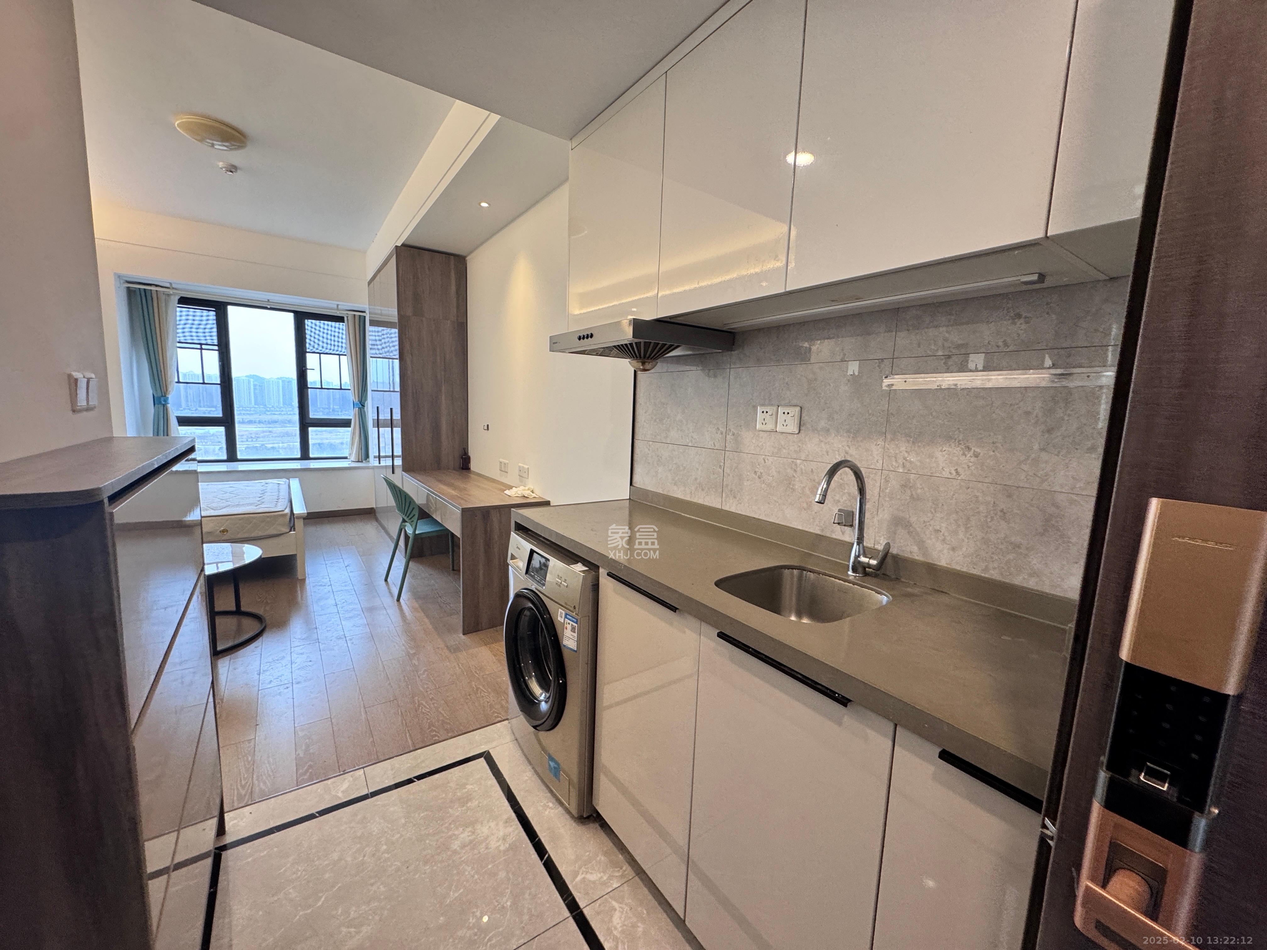 映客龙湖璟翠公馆（映客龙湖璟翠中心）   36.0㎡      1500.0元/月室内图