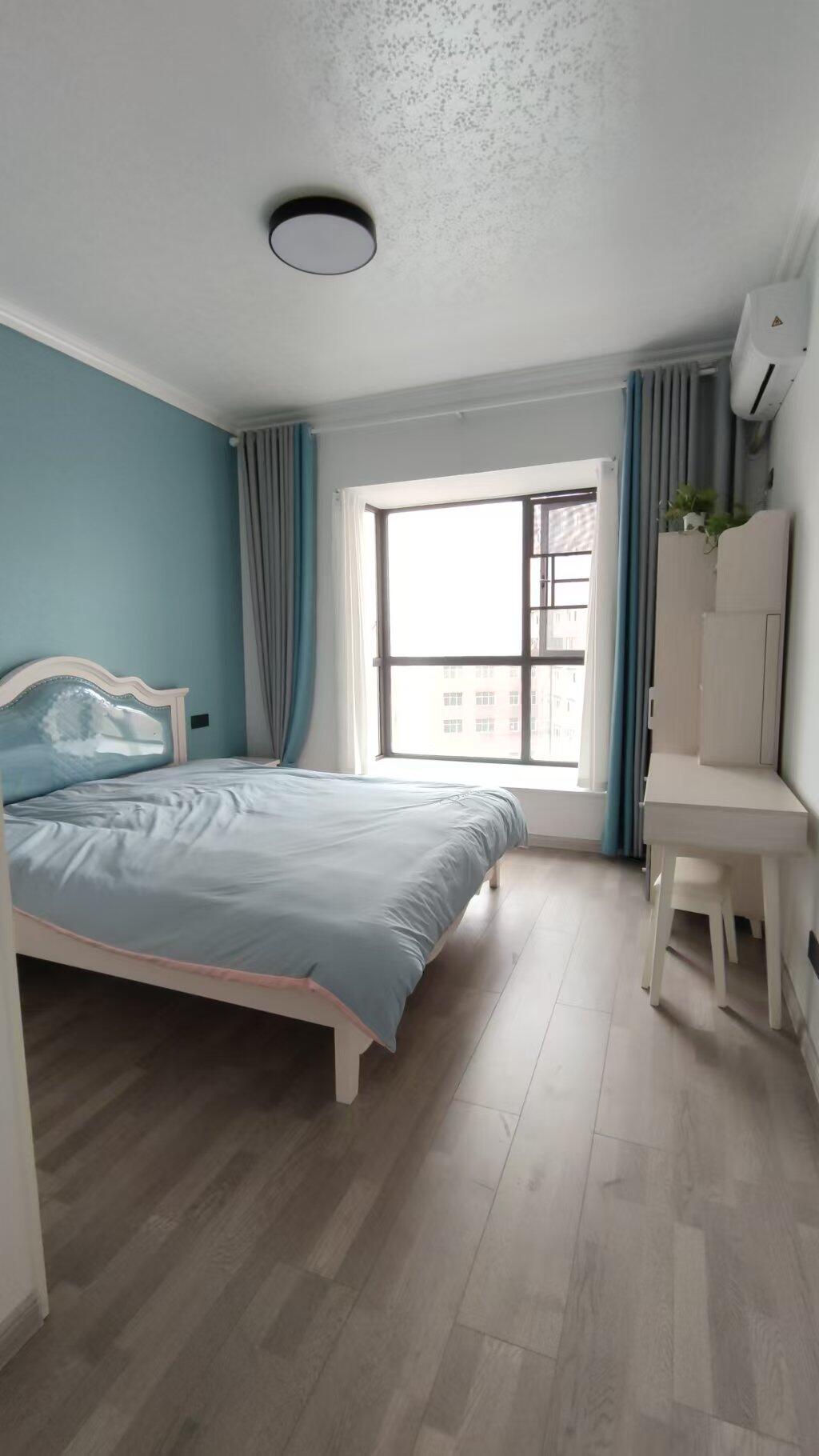 金科华府  3室2厅2卫    75.8万 金科华府  3室2厅2卫    75.8万客厅