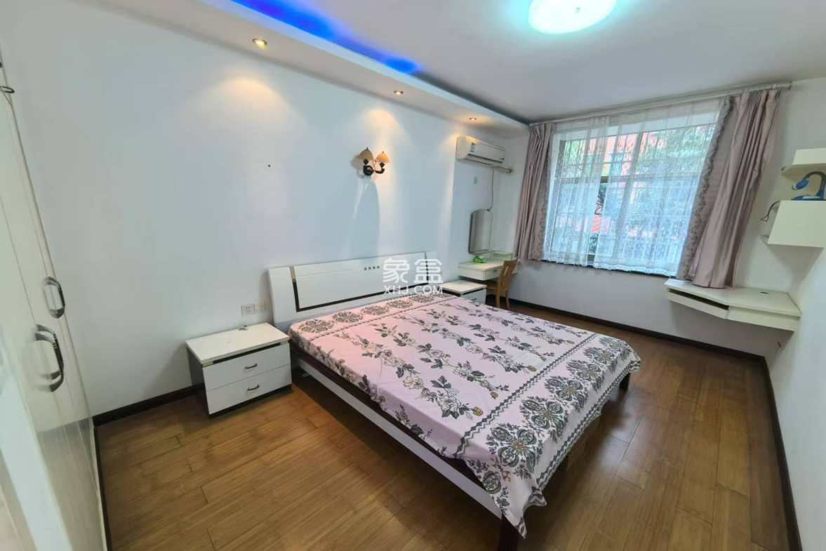 银海花园 2室2厅1卫 1200.0元/月 银海花园 2室2厅1卫 1200.0元/月室内图