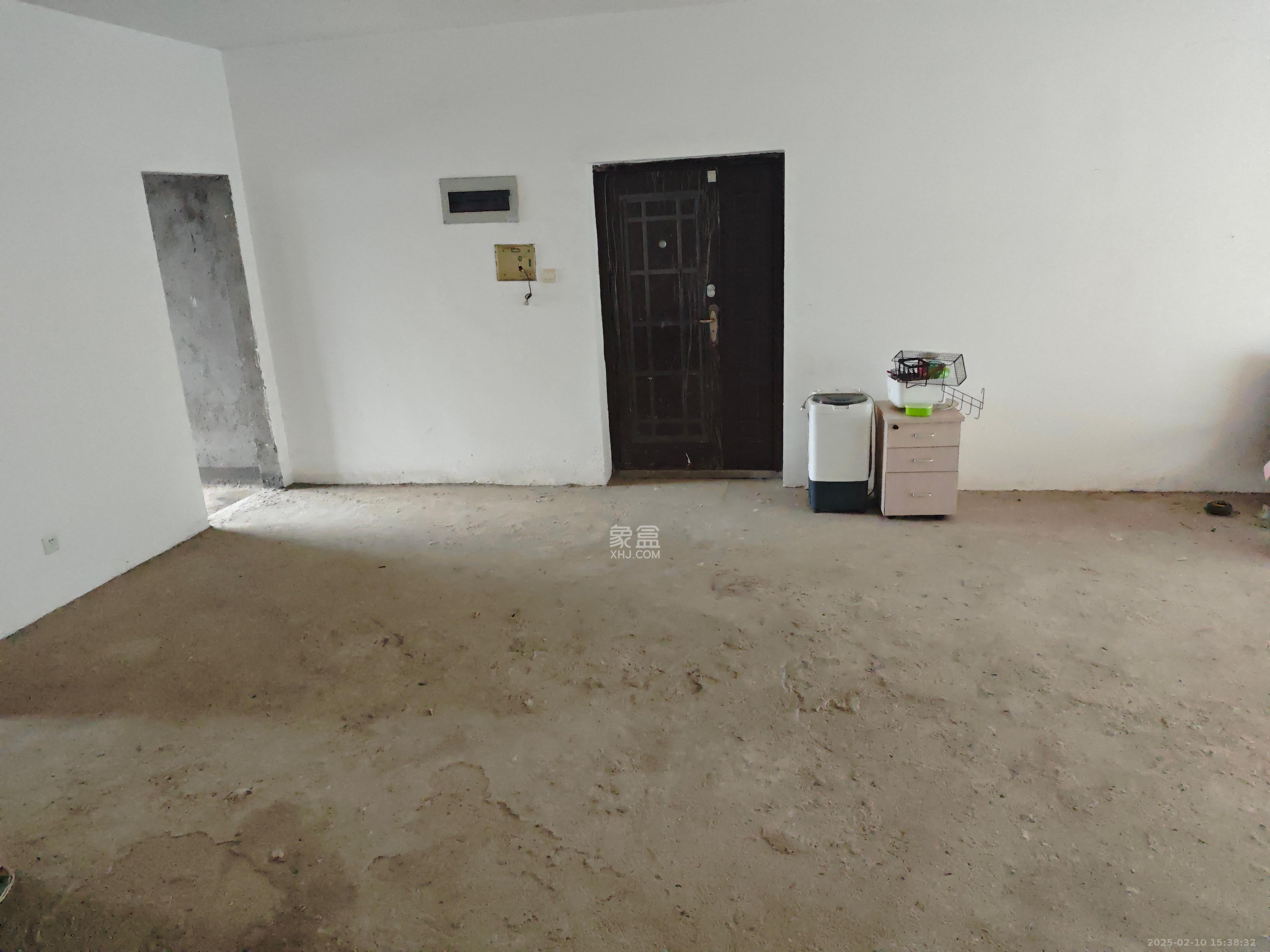 人和苑 5室2厅3卫 1800.0元/月 人和苑 5室2厅3卫 1800.0元/月室内图