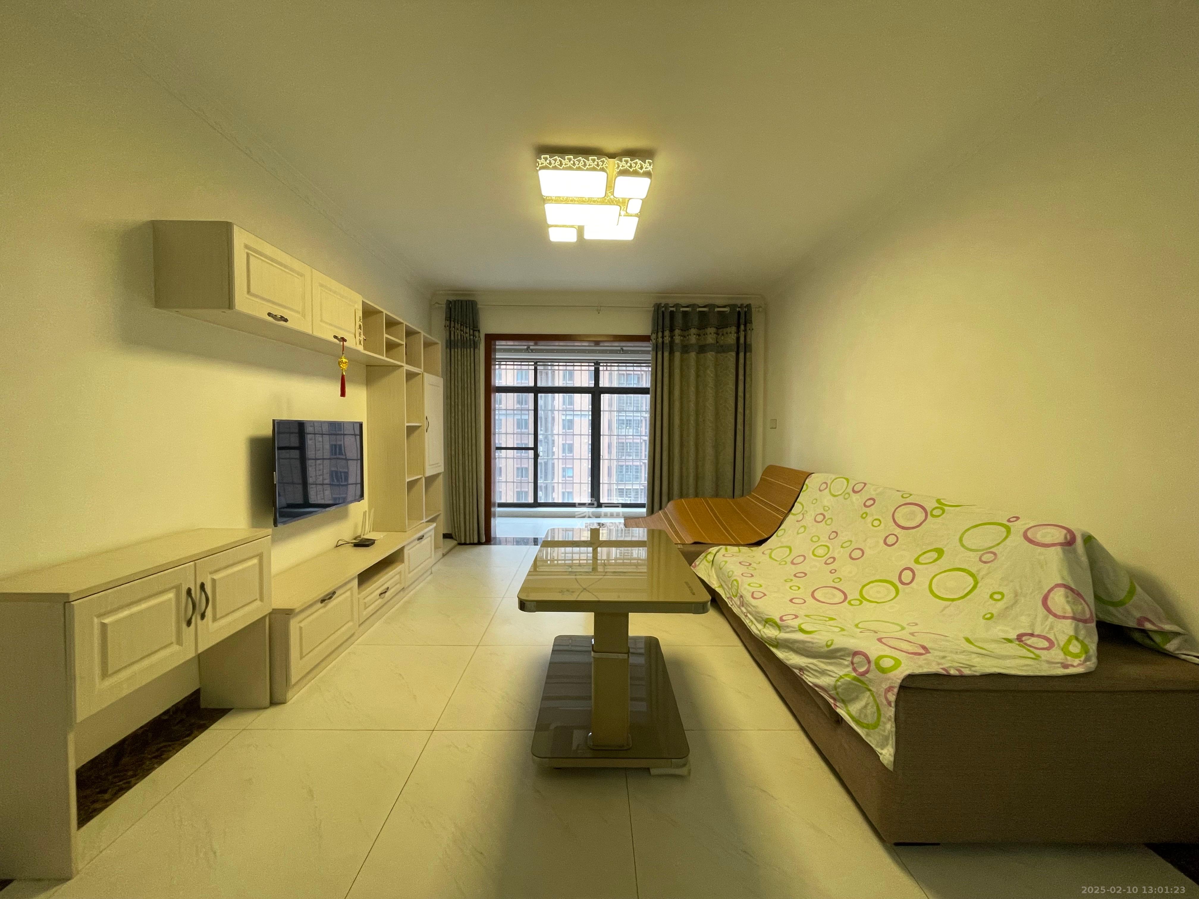 东业上城嘉苑(晟悦国际)  2室1厅1卫    1900.0元/月 东业上城嘉苑(晟悦国际)  2室1厅1卫    1900.0元/月室内图