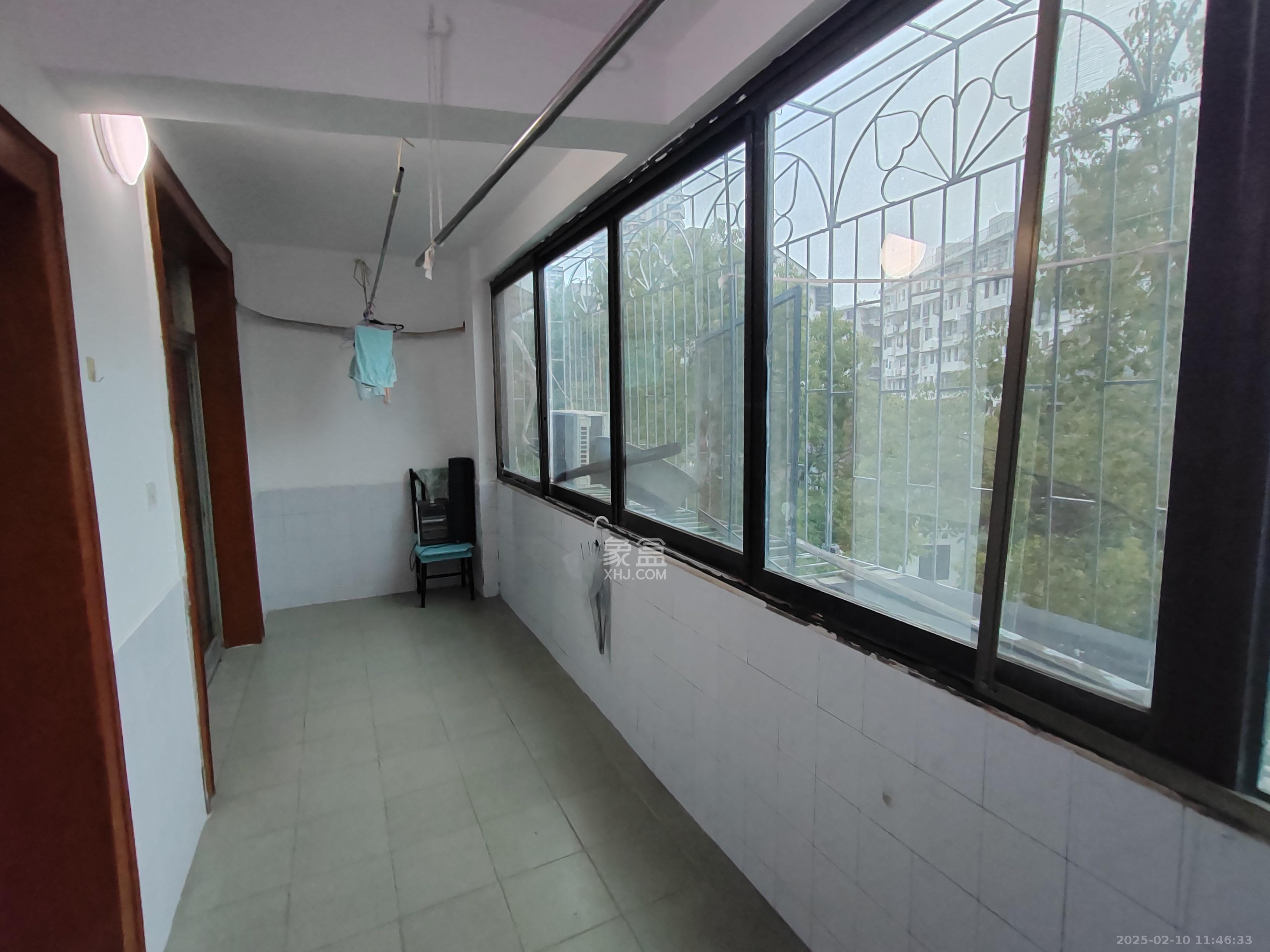 检察院宿舍复兴街176 2室2厅1卫 2400.0元/月 检察院宿舍复兴街176 2室2厅1卫 2400.0元/月室内图