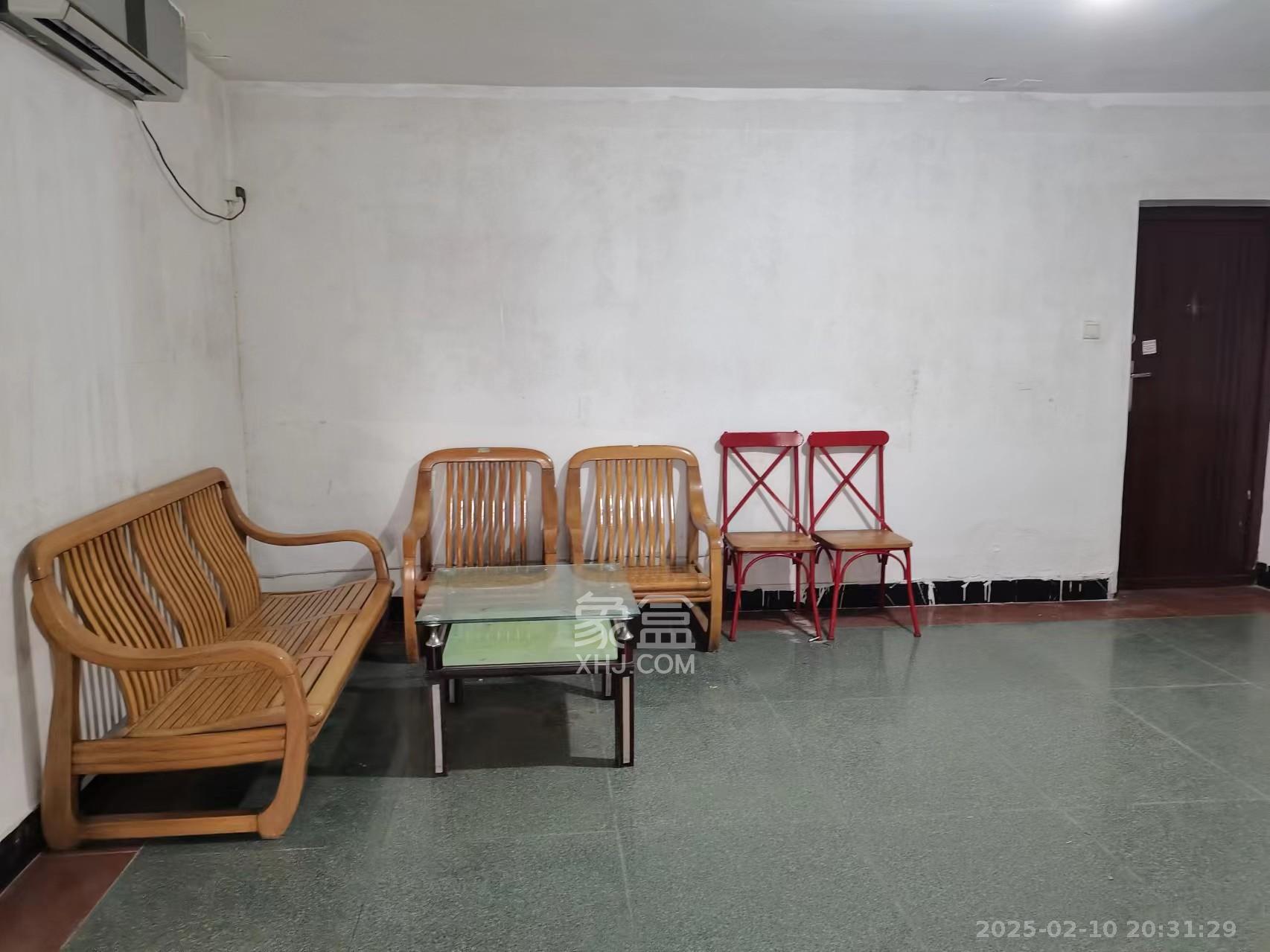 天心大厦 2室2厅1卫 2200.0元/月 天心大厦 2室2厅1卫 2200.0元/月室内图