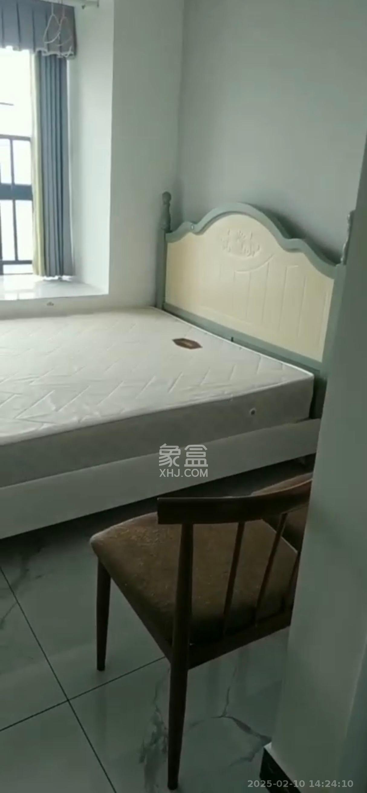 好莱城（弘德西街）  1室0厅0卫   1100.00元/月室内图