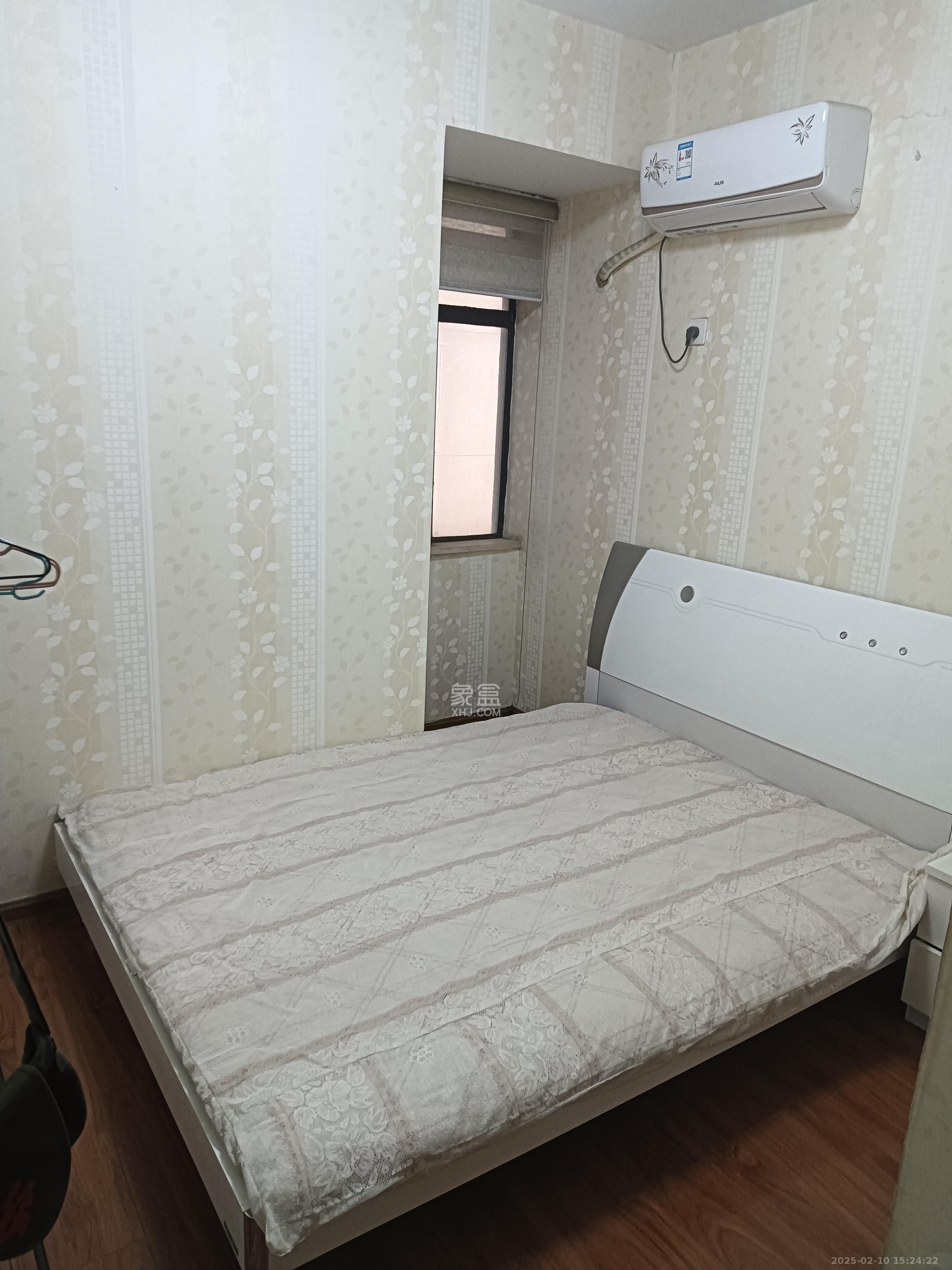 悦湖山  2室2厅1卫   1800.00元/月室内图