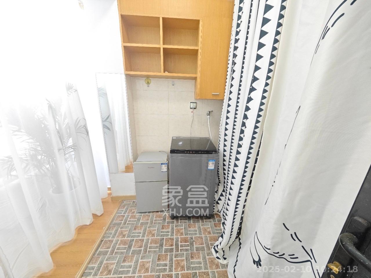 博林金谷  1室1厅1卫    1800.0元/月室内图