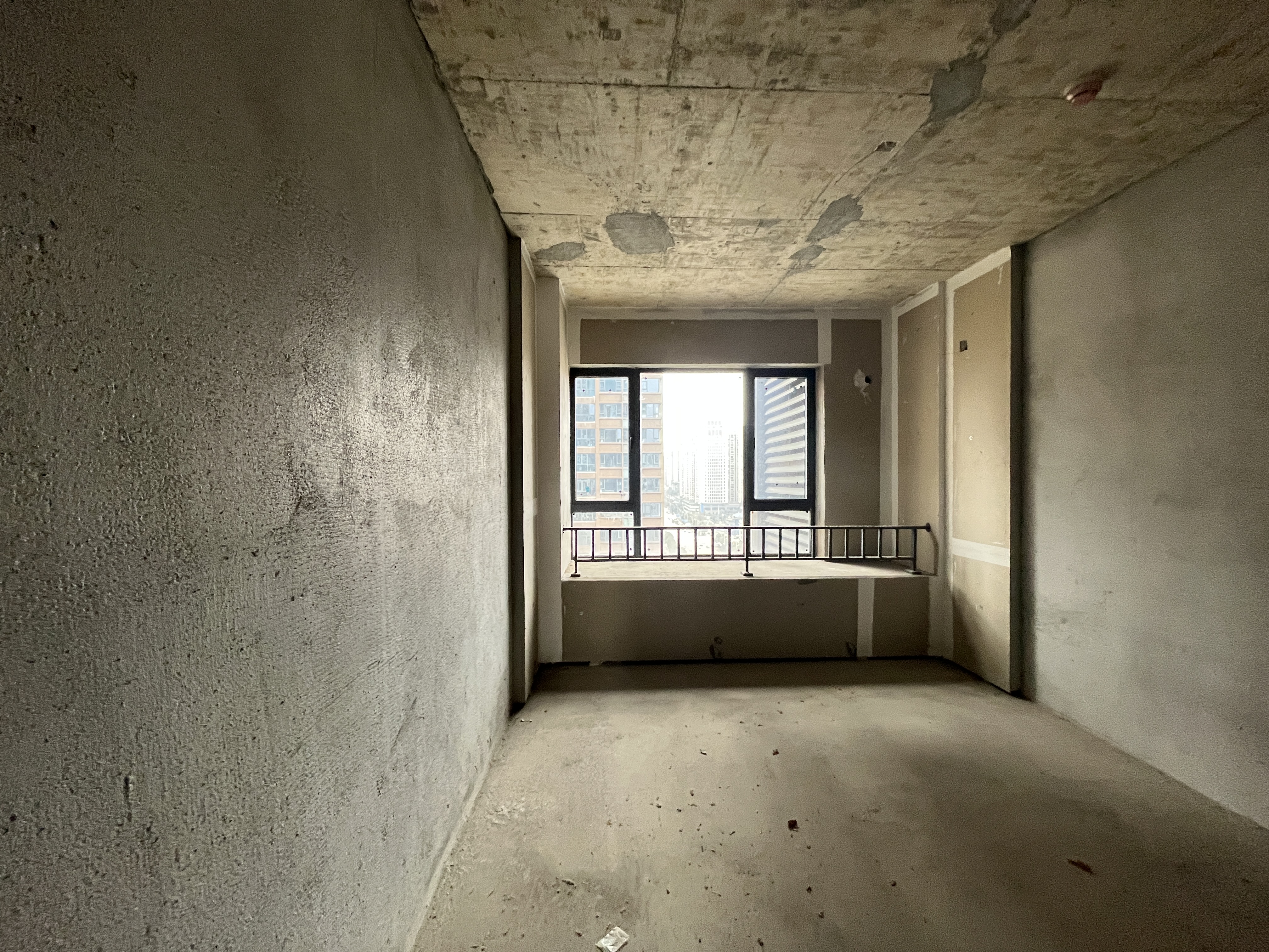 宁邦中心(二期公园里) 4室2厅2卫 69.8万 宁邦中心(二期公园里) 4室2厅2卫 69.8万室内图