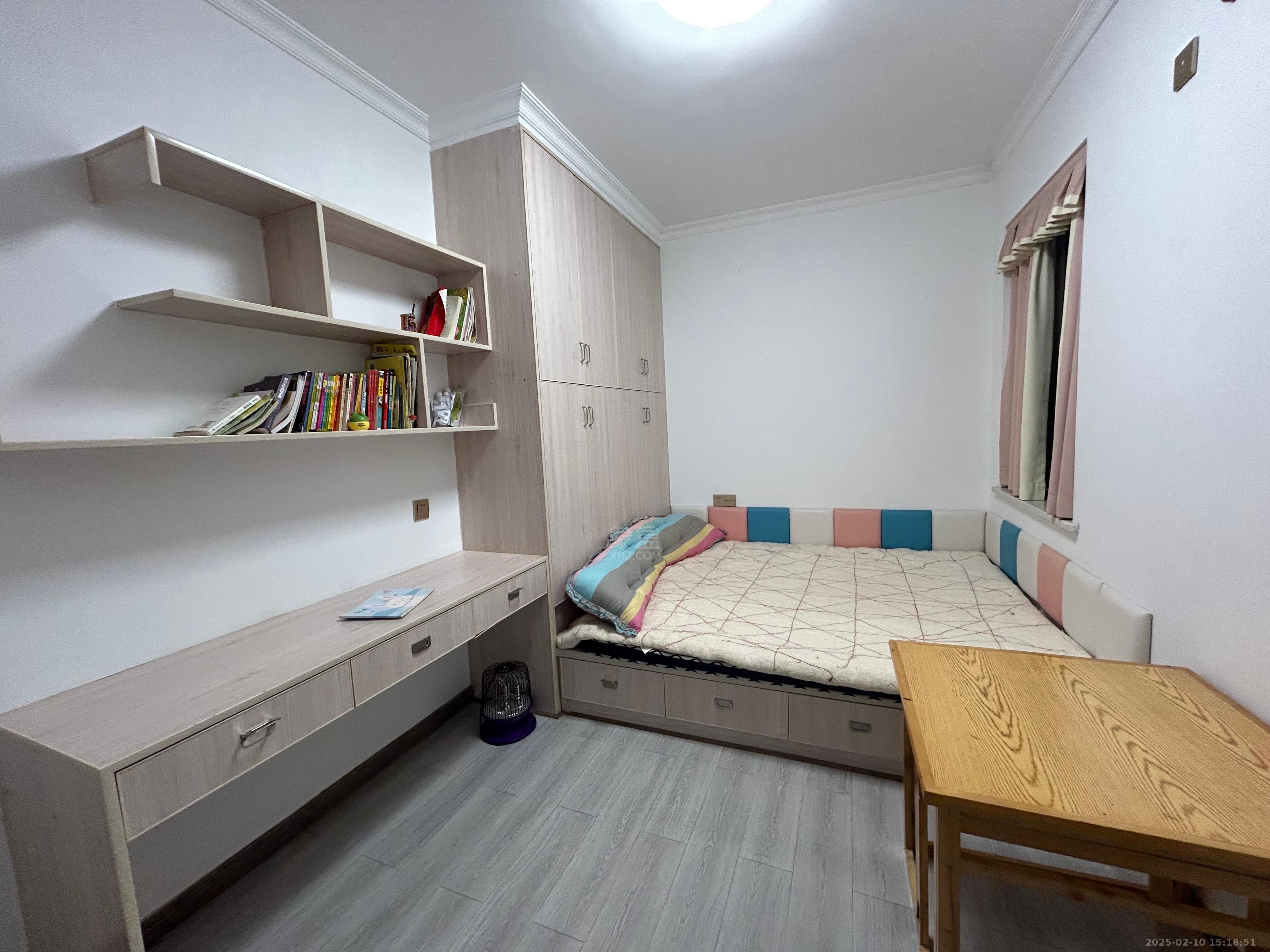 中泰财富湘江 2室2厅1卫 2200.0元/月 中泰财富湘江 2室2厅1卫 2200.0元/月室内图