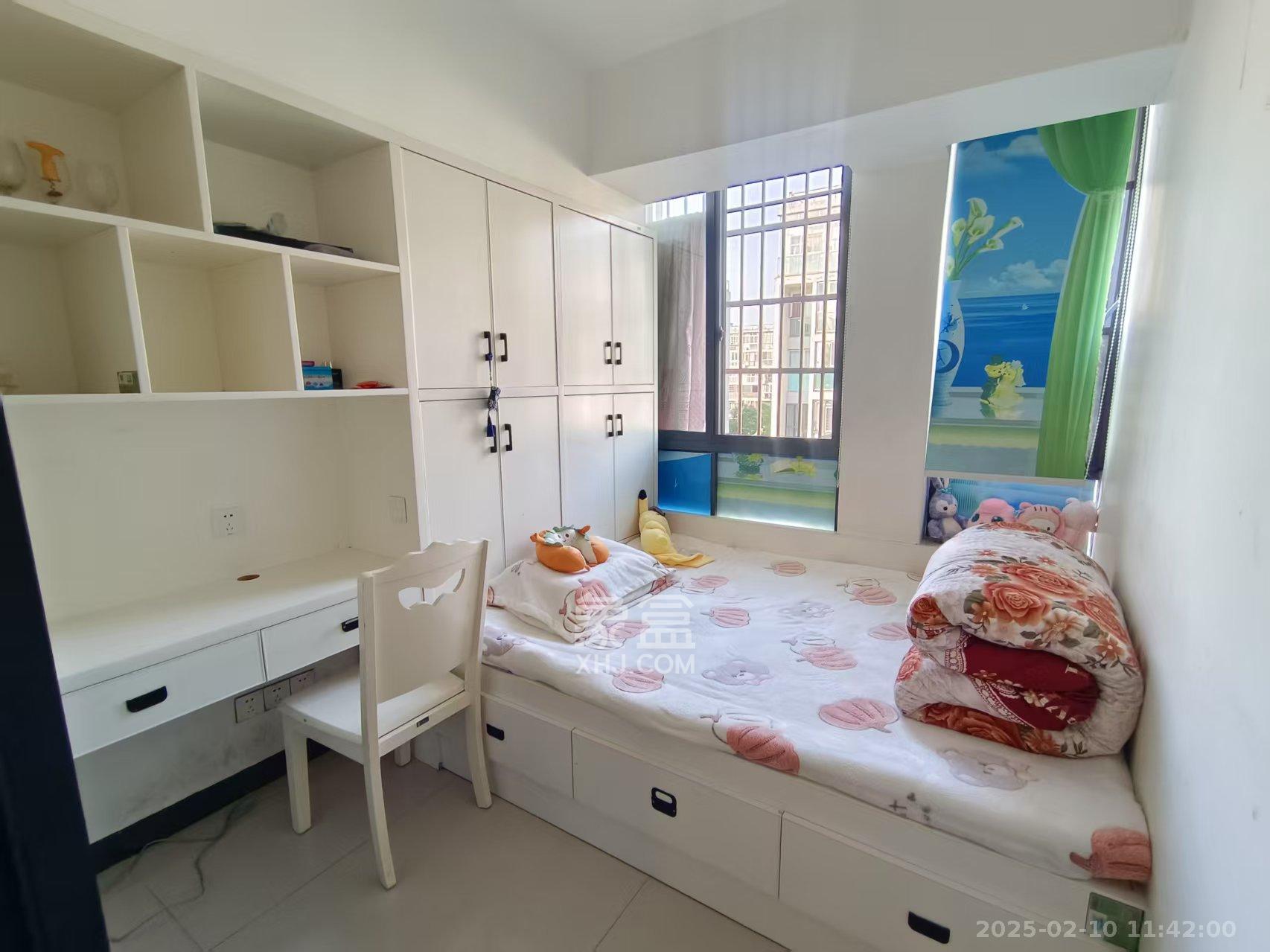 阳光100二期 2室1厅1卫 1600.0元/月 阳光100二期 2室1厅1卫 1600.0元/月室内图