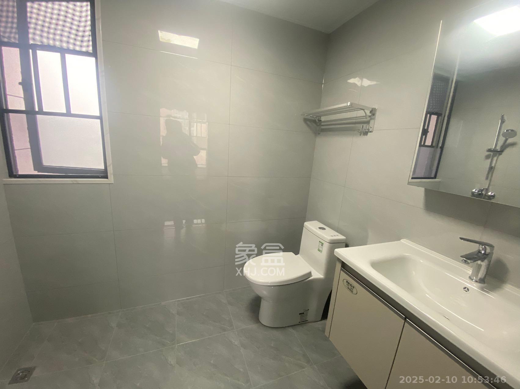 桃花嘉园 1室1厅1卫 2600.0元/月 桃花嘉园 1室1厅1卫 2600.0元/月户型图