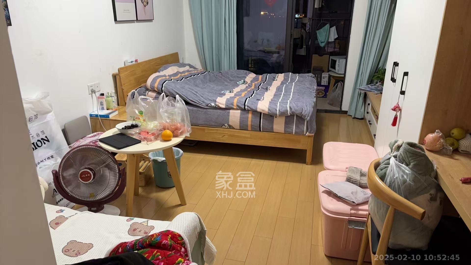 中海新城熙岸(中信新城五期)  1室1厅1卫    1200.0元/月 中海新城熙岸(中信新城五期)  1室1厅1卫    1200.0元/月