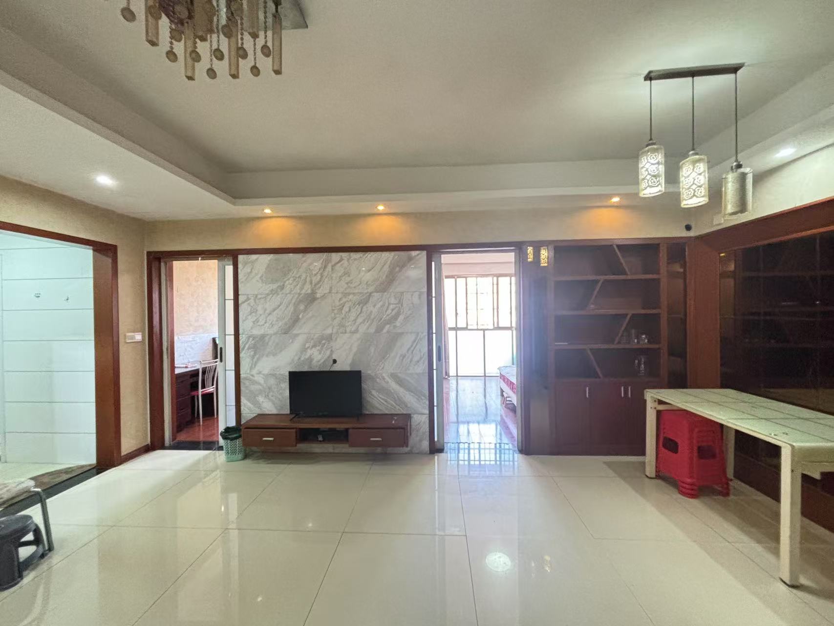 滨江财富中心 2室2厅1卫 1200.0元/月 滨江财富中心 2室2厅1卫 1200.0元/月室内图