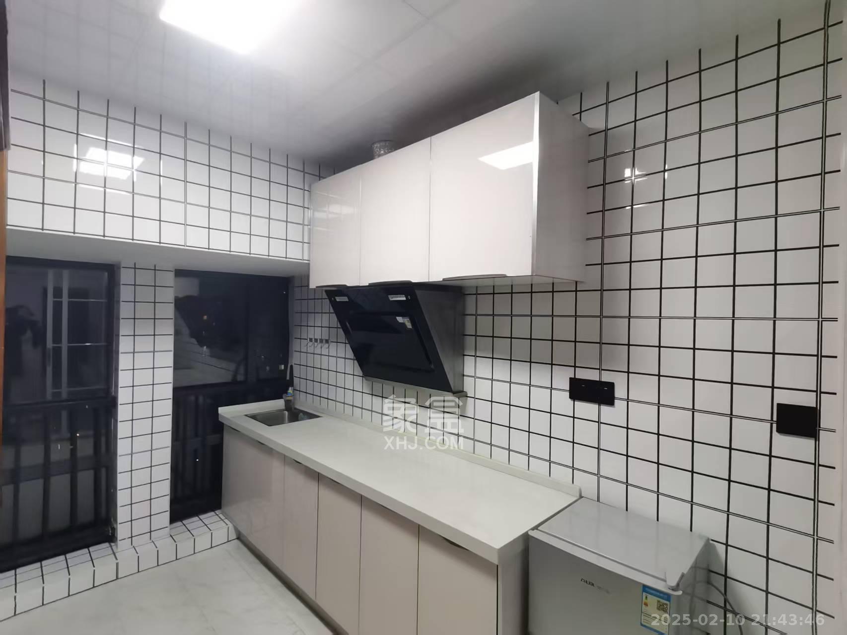 中建芙蓉嘉苑  1室1厅1卫    1400.0元/月室内图