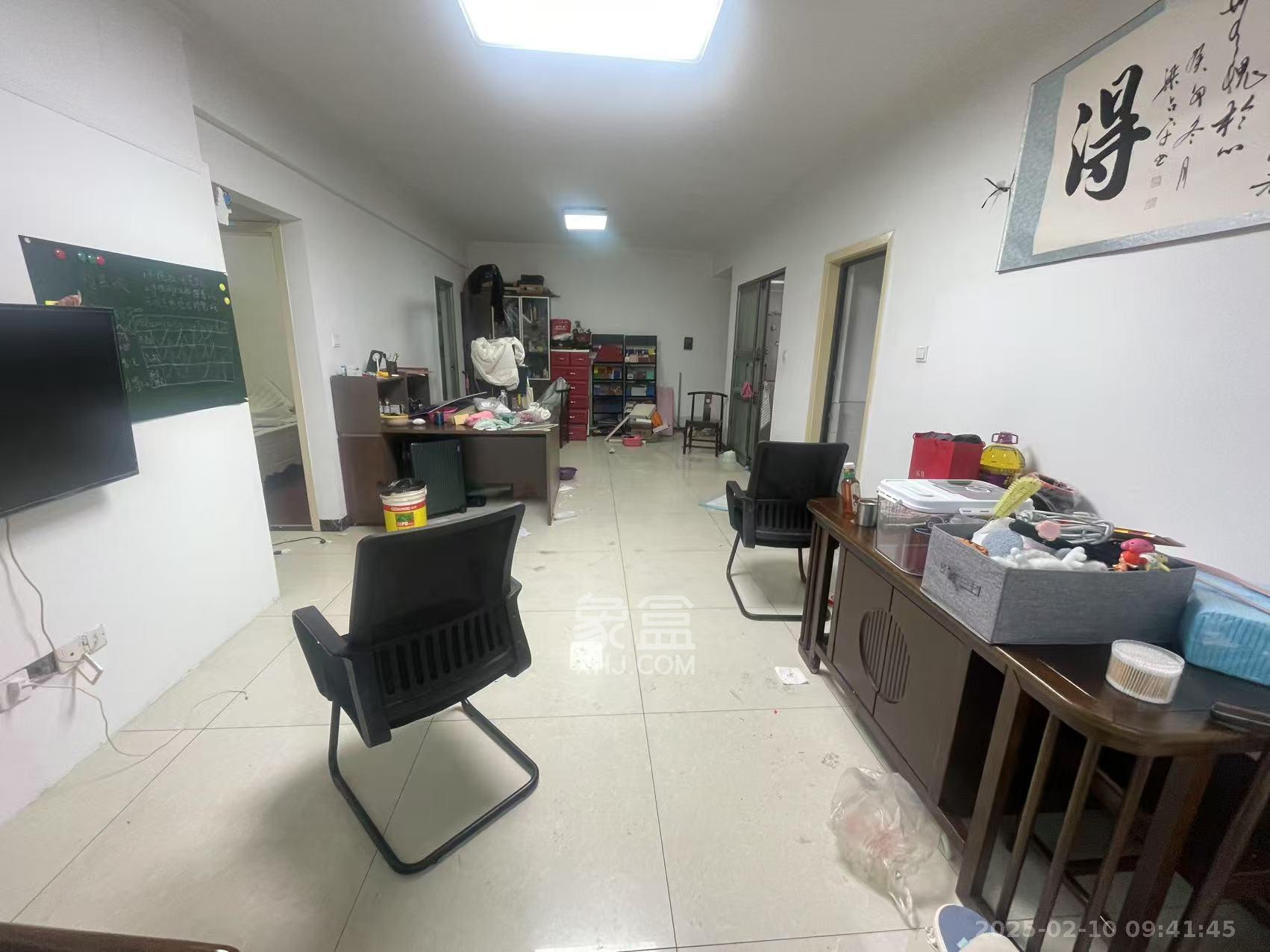 华城广场 2室1厅1卫 2600.0元/月 华城广场 2室1厅1卫 2600.0元/月室内图