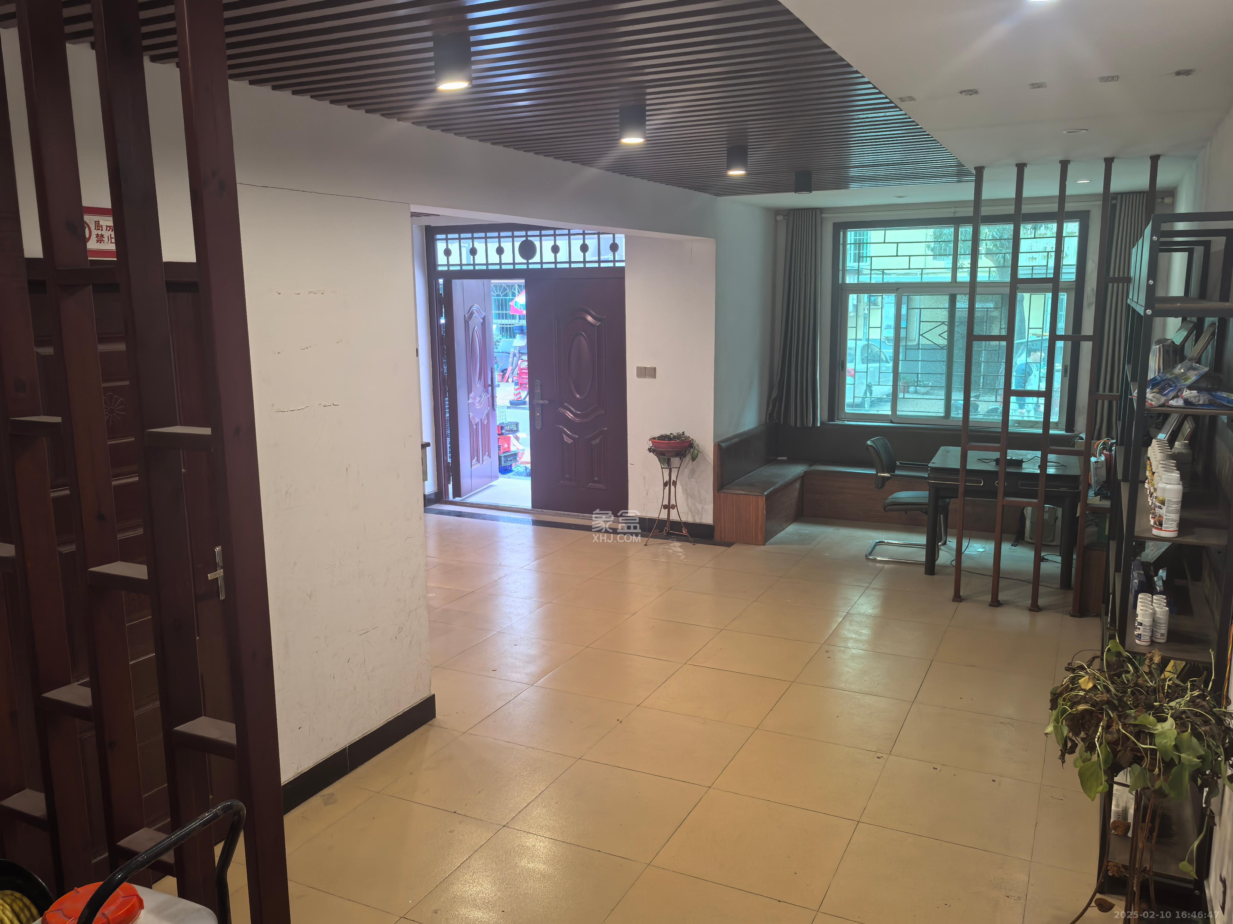 友谊社区（安置区、别墅区）  1室3厅3卫   6700.00元/月室内图