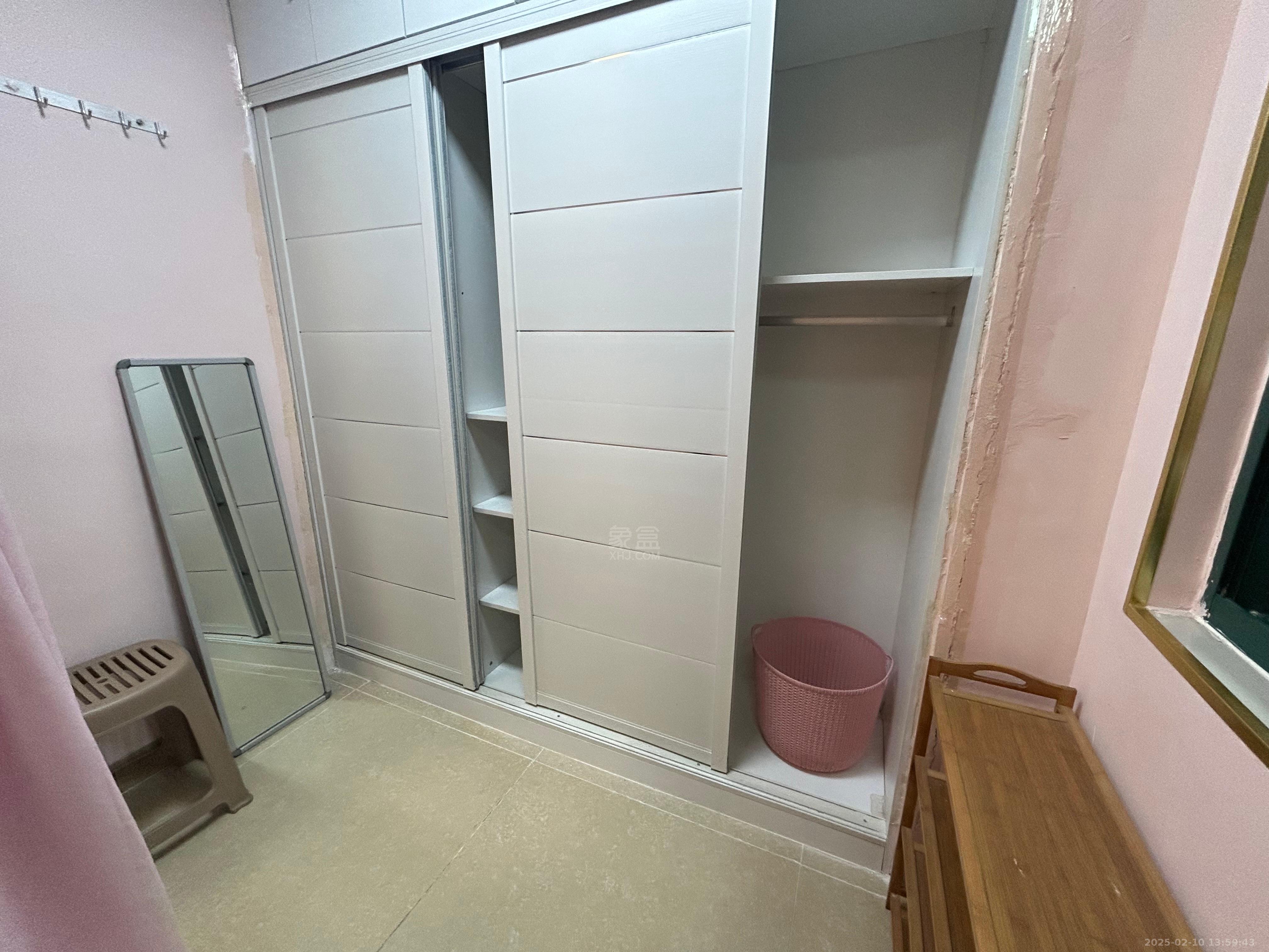 中建江湾壹号 1室1厅1卫 1500.0元/月 中建江湾壹号 1室1厅1卫 1500.0元/月室内图