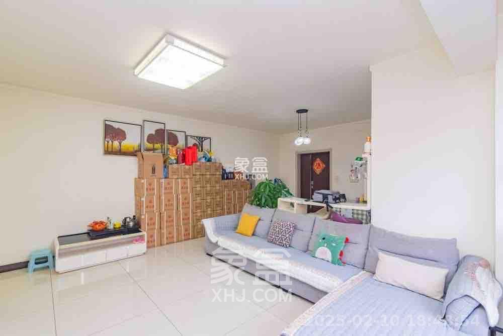 美利新世界 3室2厅1卫 2200.0元/月 美利新世界 3室2厅1卫 2200.0元/月室内图