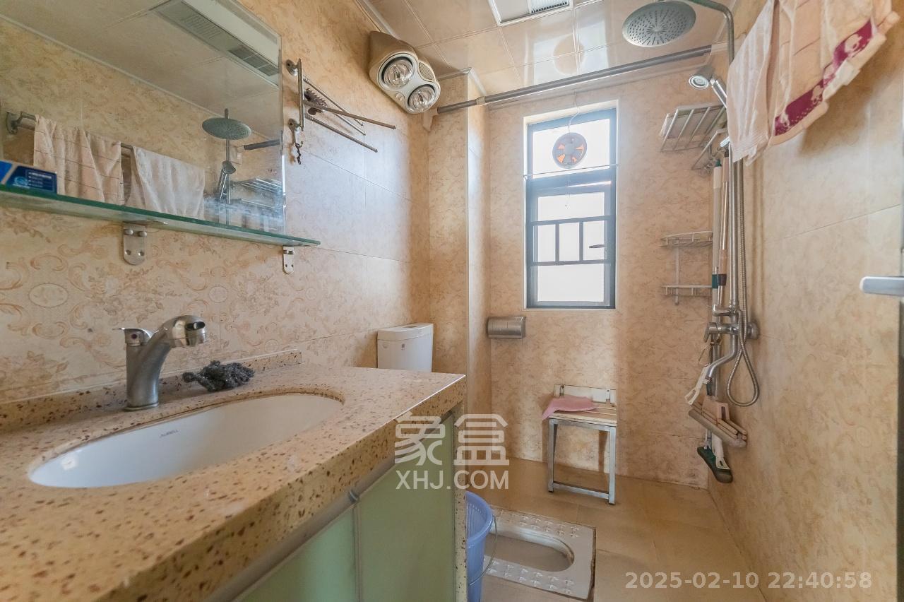 海伦春天  3室2厅2卫   2500.00元/月室内图