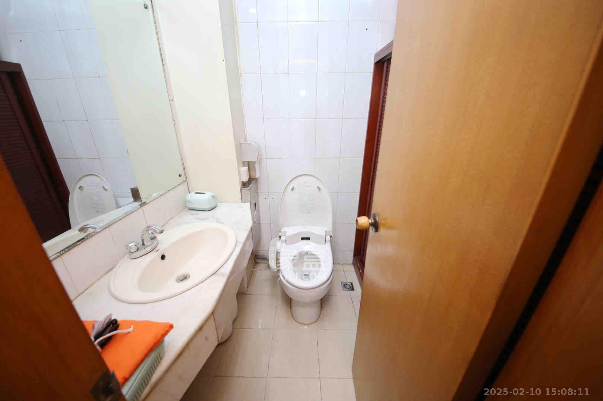 省政协宿舍 3室2厅1卫 5000.0元/月 省政协宿舍 3室2厅1卫 5000.0元/月室内图