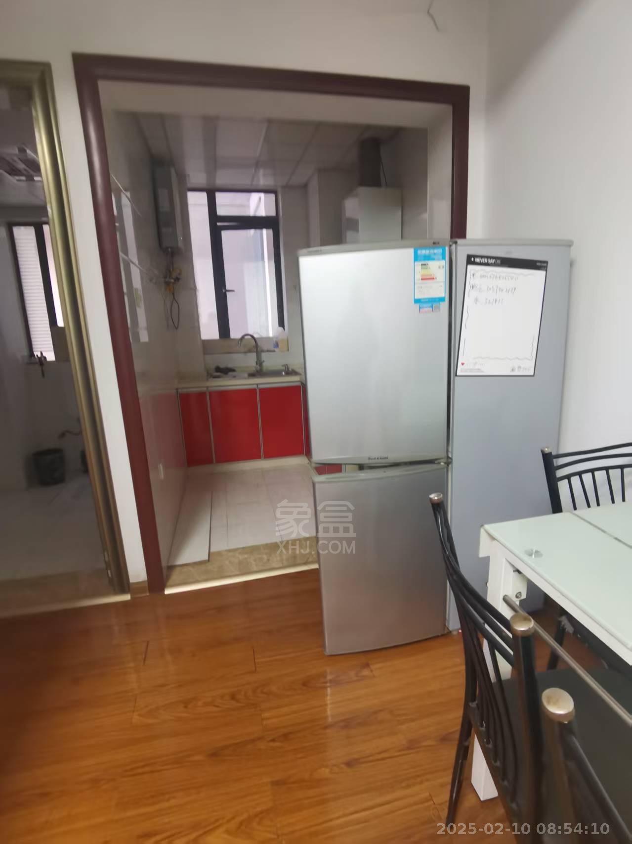 庐山春天早安华晨  1室0厅0卫    1500.0元/月 庐山春天早安华晨  1室0厅0卫    1500.0元/月室内图1