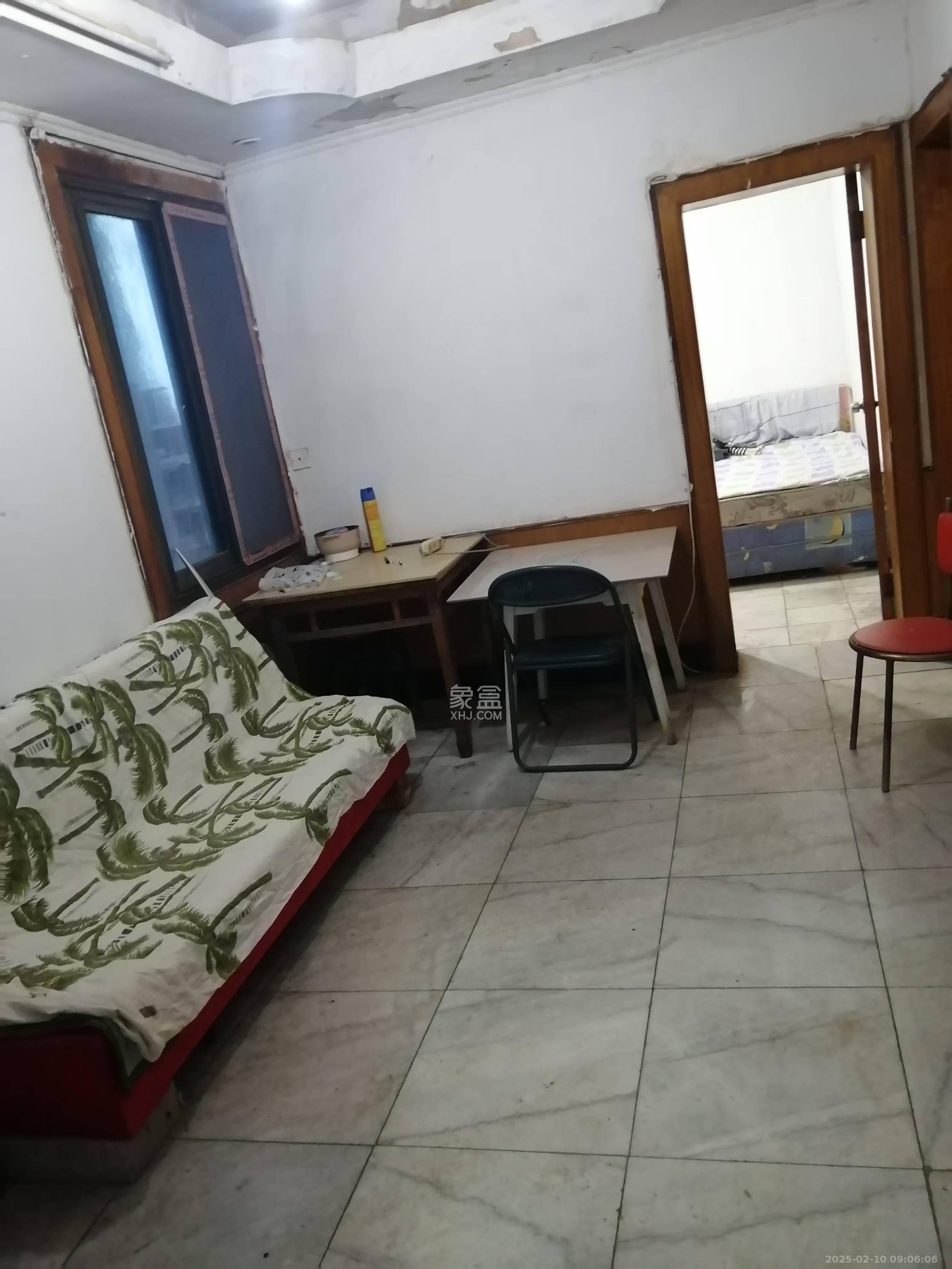 蒸菜街小区 2室1厅1卫 1600.0元/月 蒸菜街小区 2室1厅1卫 1600.0元/月室内图