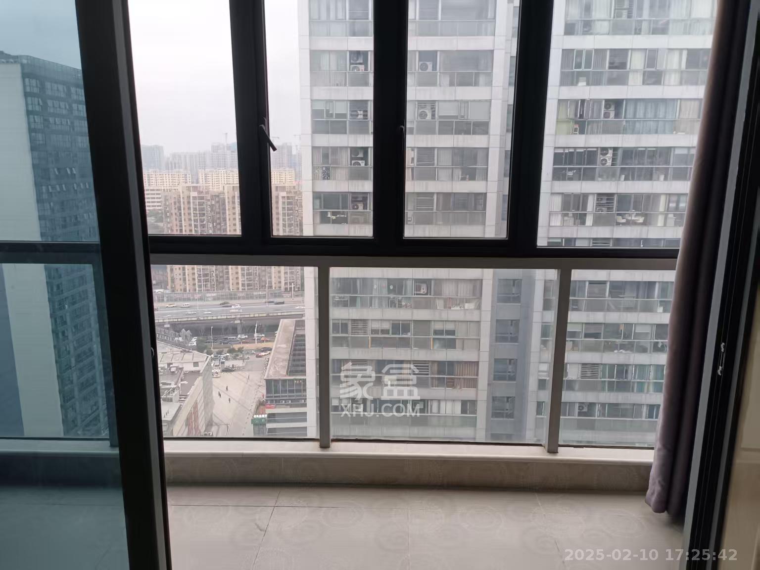 复地星光天地  1室1厅1卫    3500.0元/月室内图