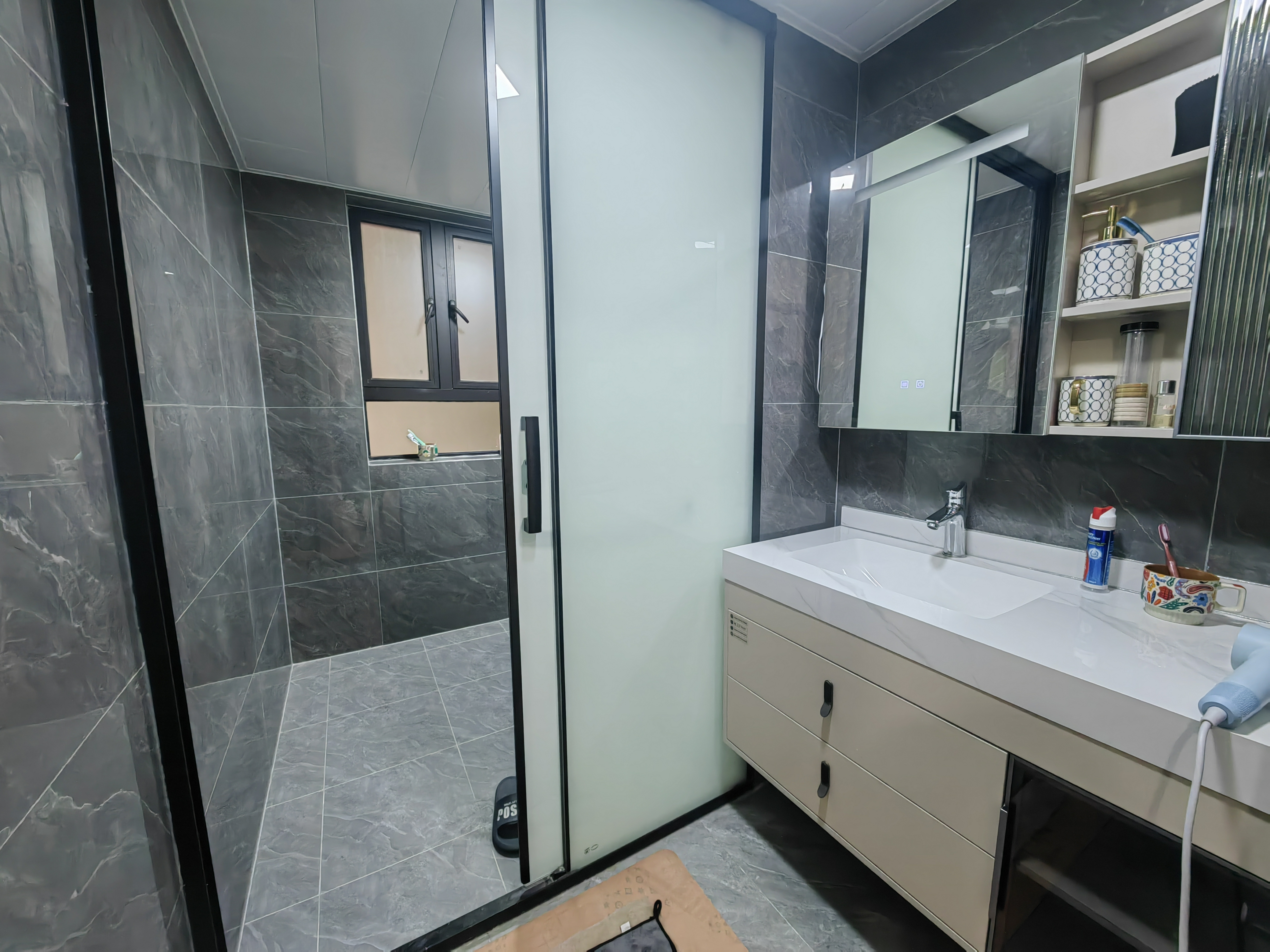 荣盛碧桂园铂悦府 3室2厅2卫 2800.0元/月 荣盛碧桂园铂悦府 3室2厅2卫 2800.0元/月室内图