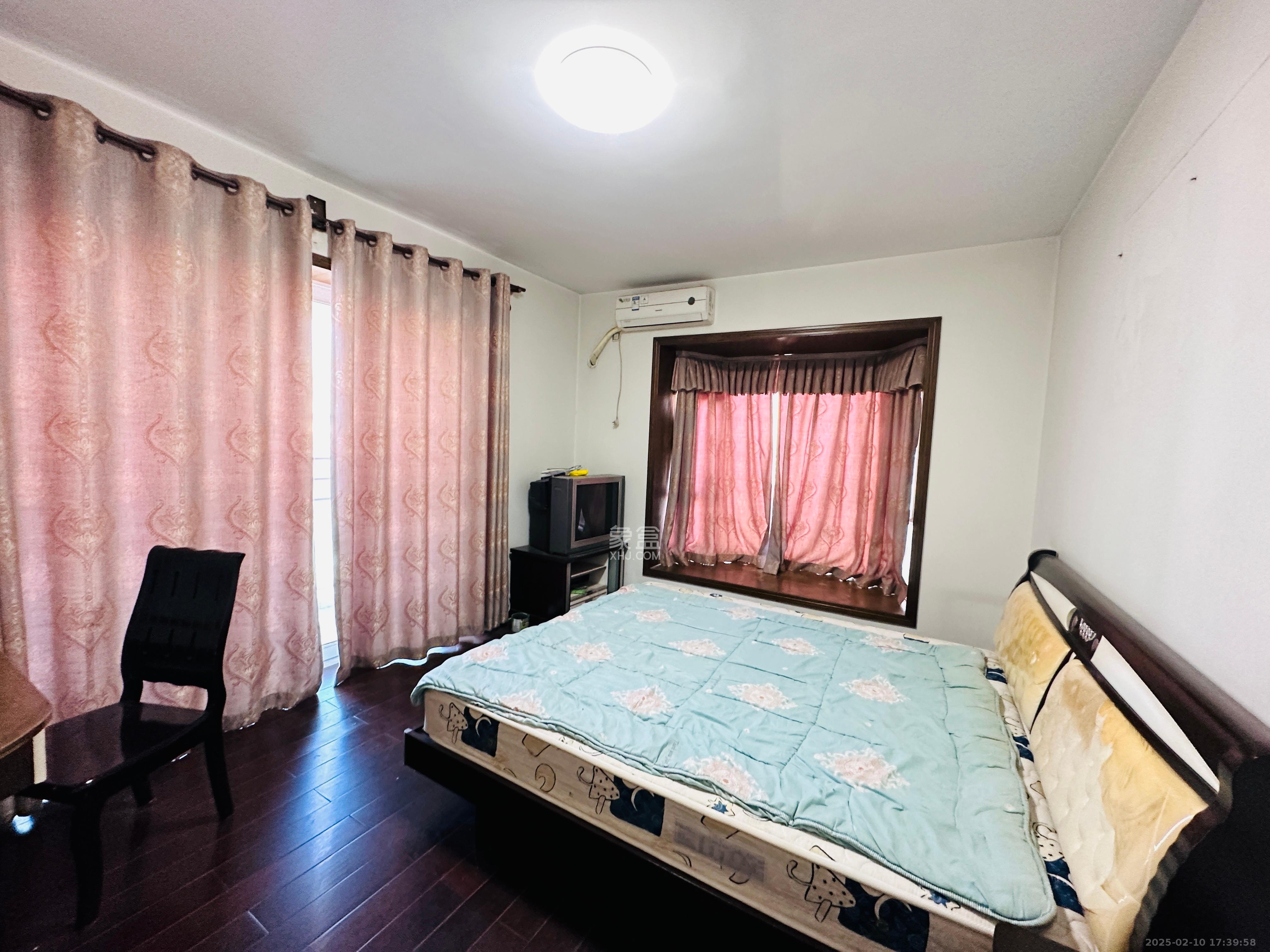 智邦家园  3室2厅1卫   3100.00元/月室内图