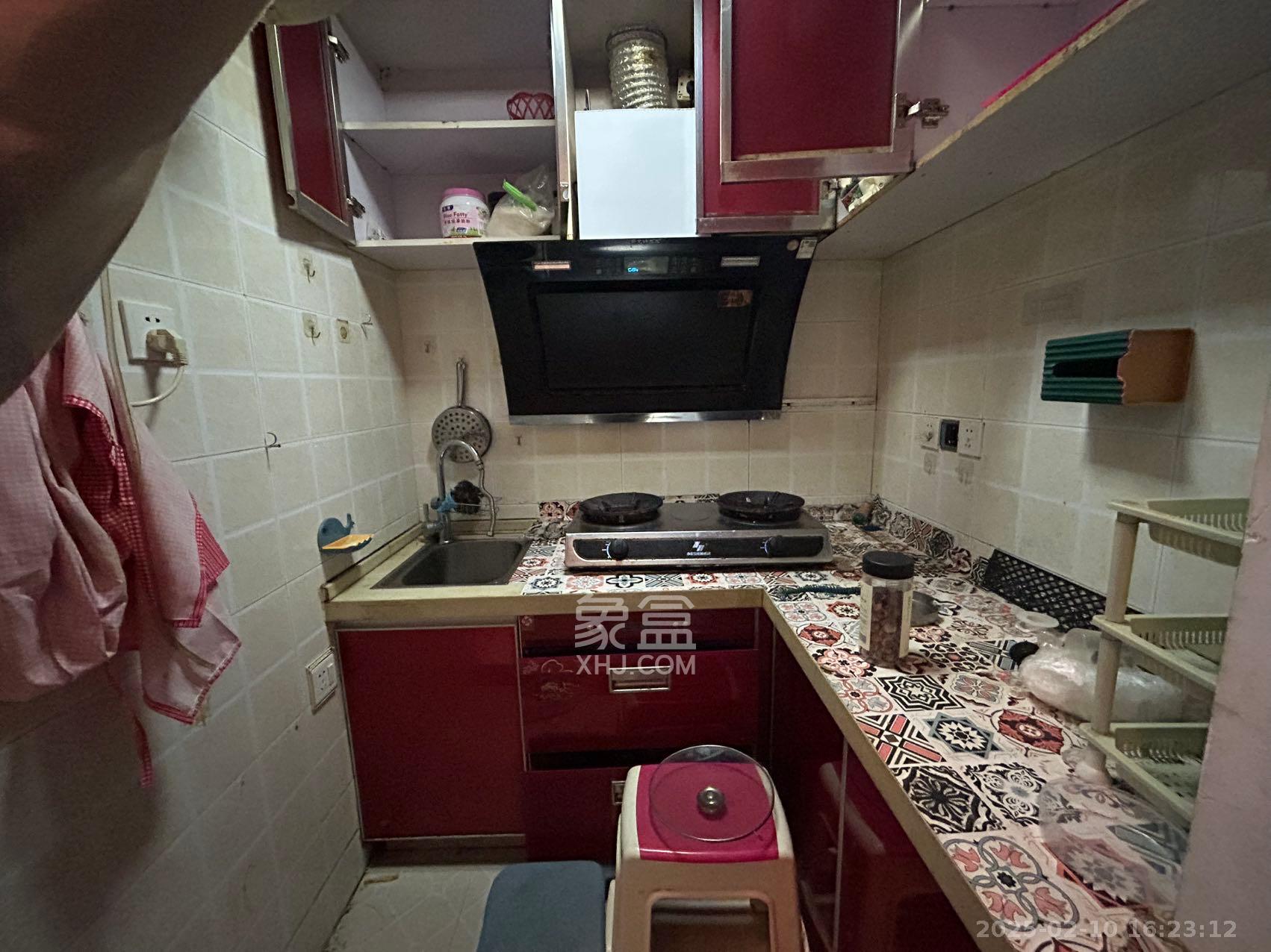 怡海星城 1室2厅1卫 1100.0元/月 怡海星城 1室2厅1卫 1100.0元/月室内图