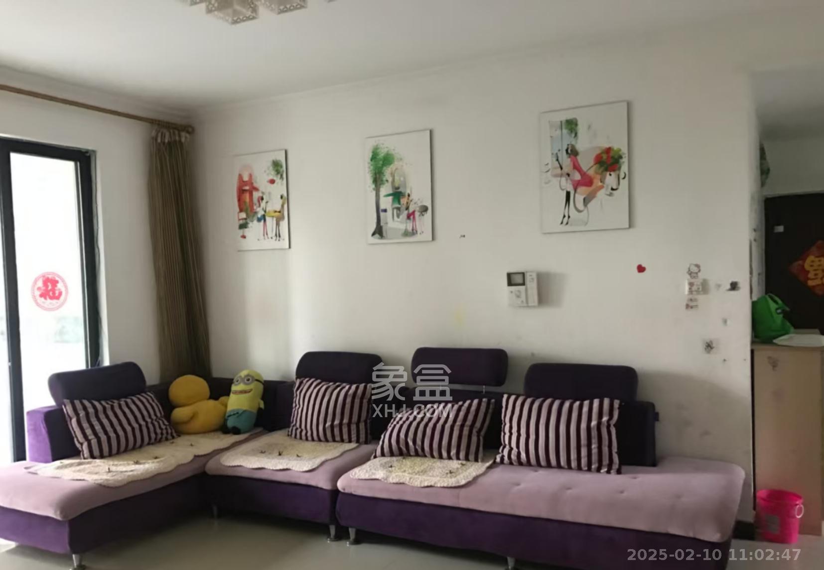 中建麓山和苑  3室2厅2卫   1800.00元/月室内图