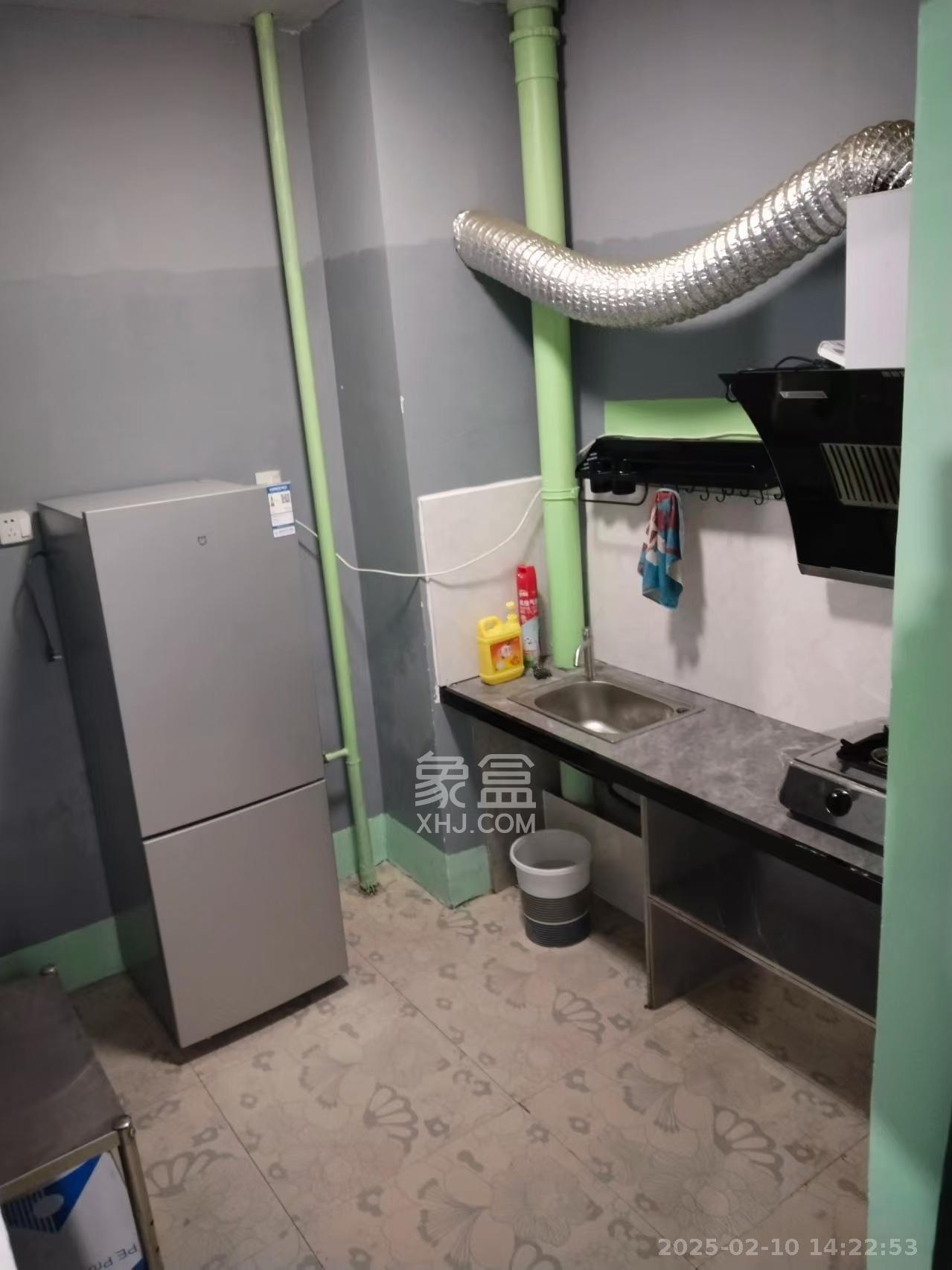 骑龙大街(骑龙苑) 2室2厅1卫 1800.0元/月 骑龙大街(骑龙苑) 2室2厅1卫 1800.0元/月室内图