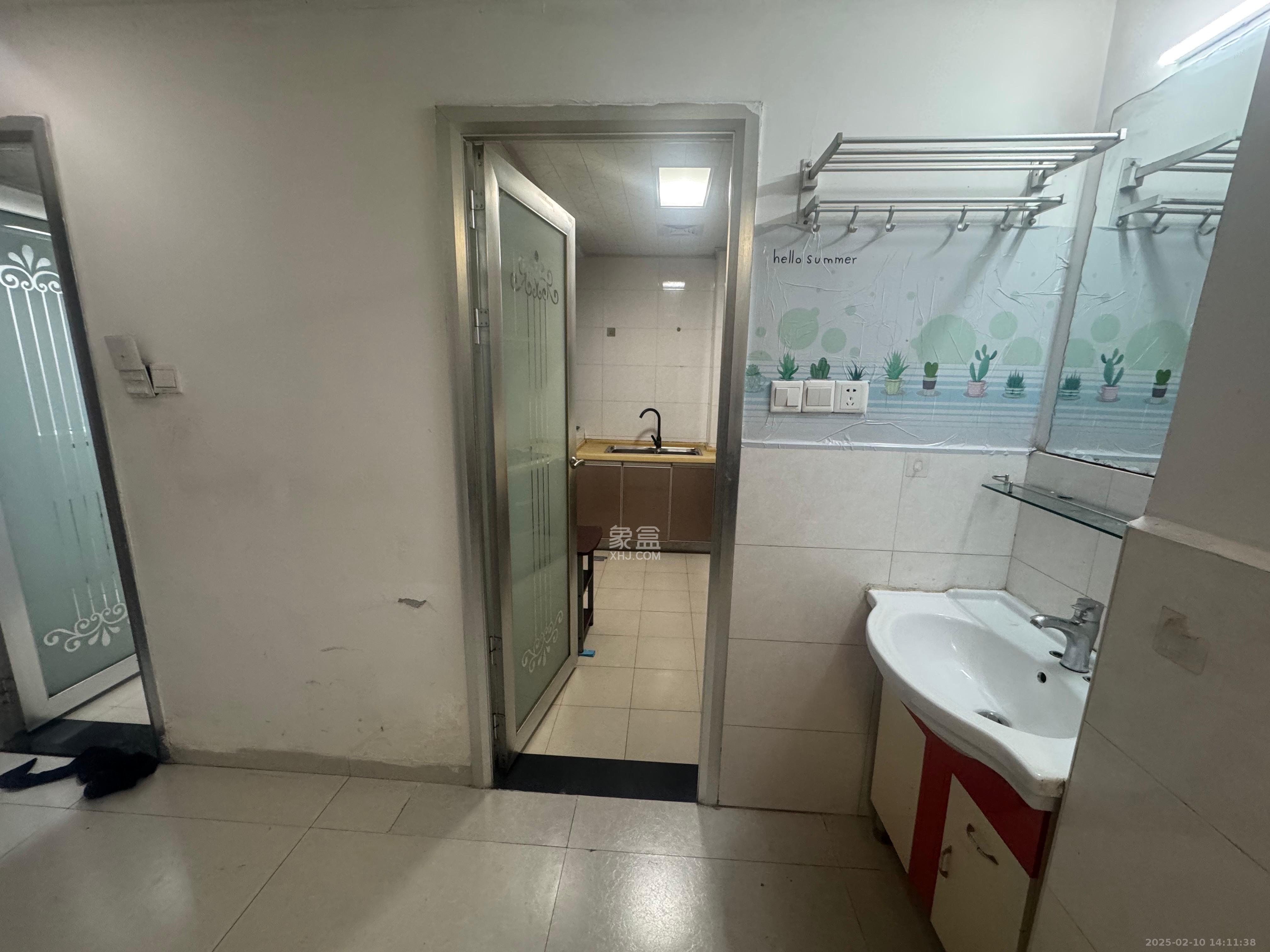 东岸锦城(东方人家)  2室1厅1卫   1800.00元/月室内图
