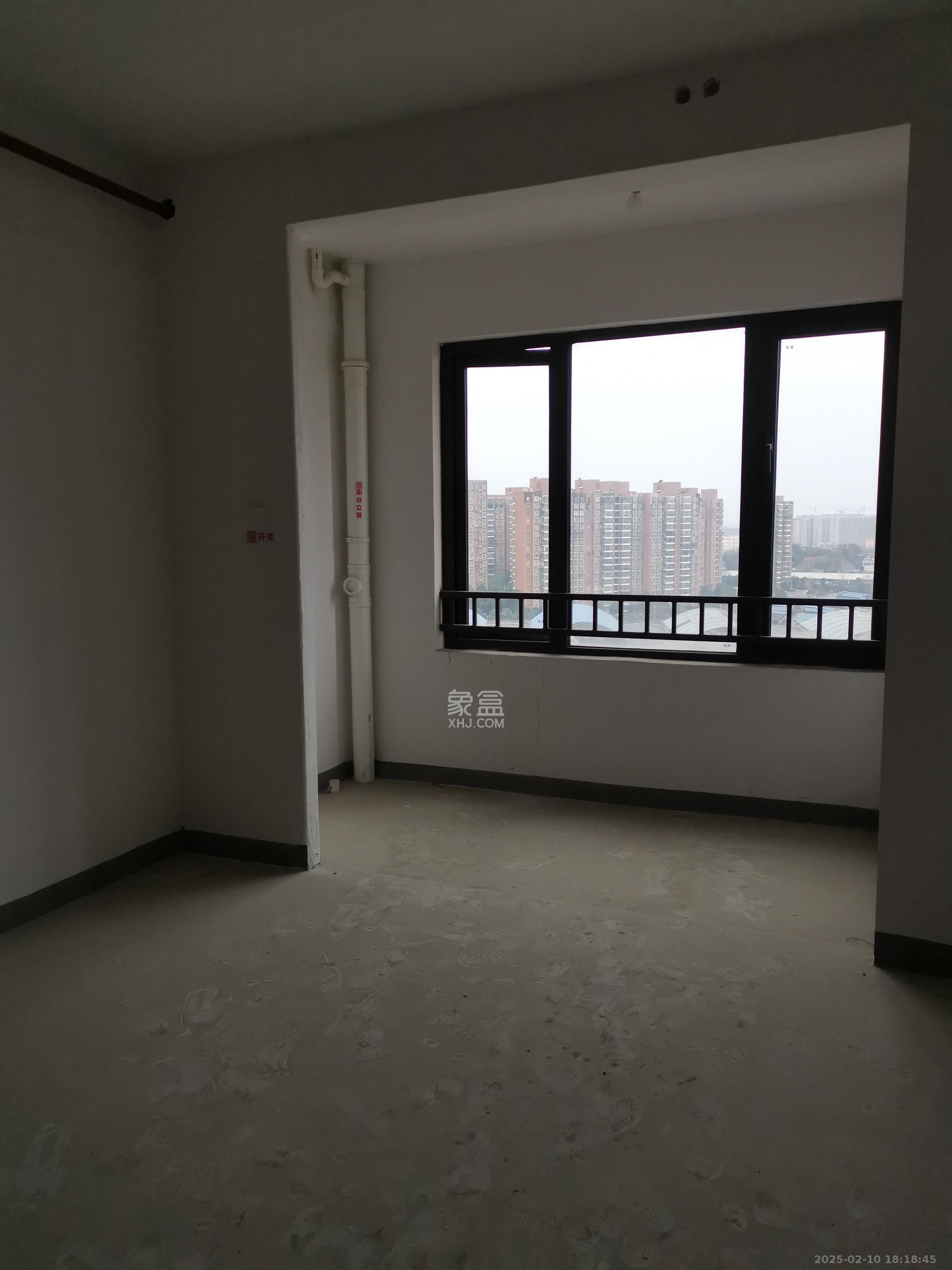 中海珑悦府  1室0厅0卫   1400.00元/月室内图