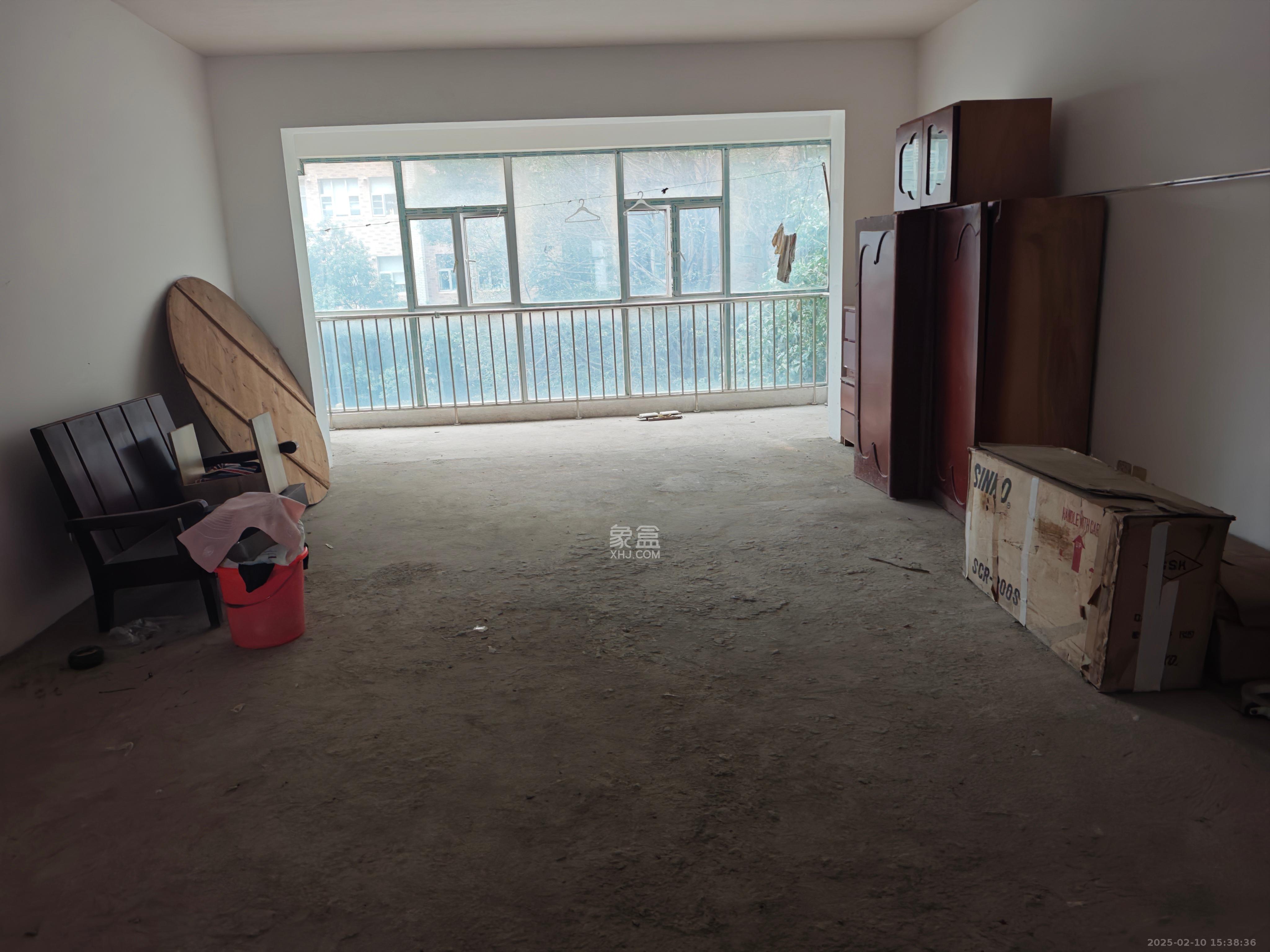 人和苑 5室2厅3卫 1800.0元/月 人和苑 5室2厅3卫 1800.0元/月室内图