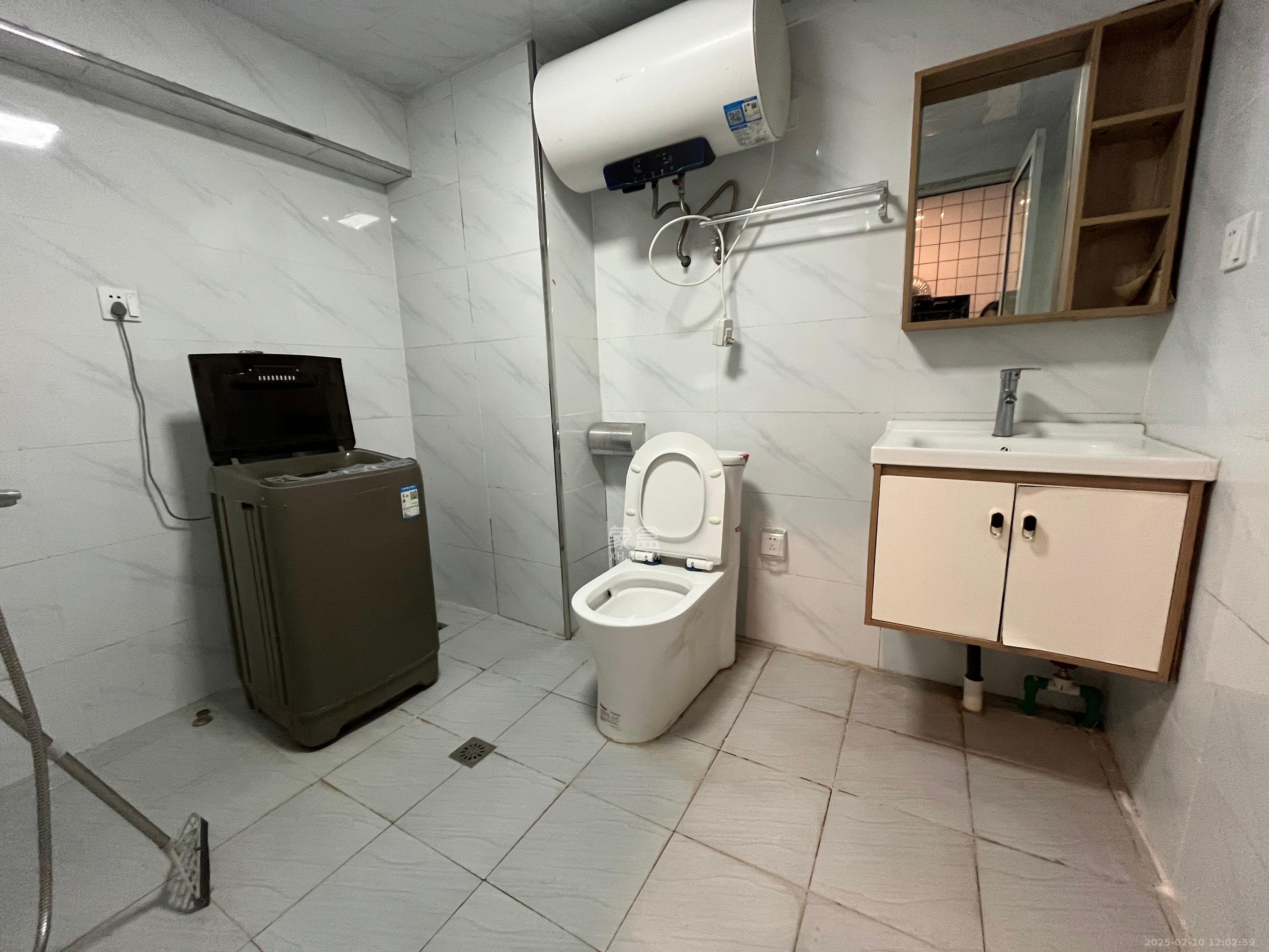 芙蓉万国城MOMA(卓越汇富苑) 1室1厅1卫 1100.0元/月 芙蓉万国城MOMA(卓越汇富苑) 1室1厅1卫 1100.0元/月室内图