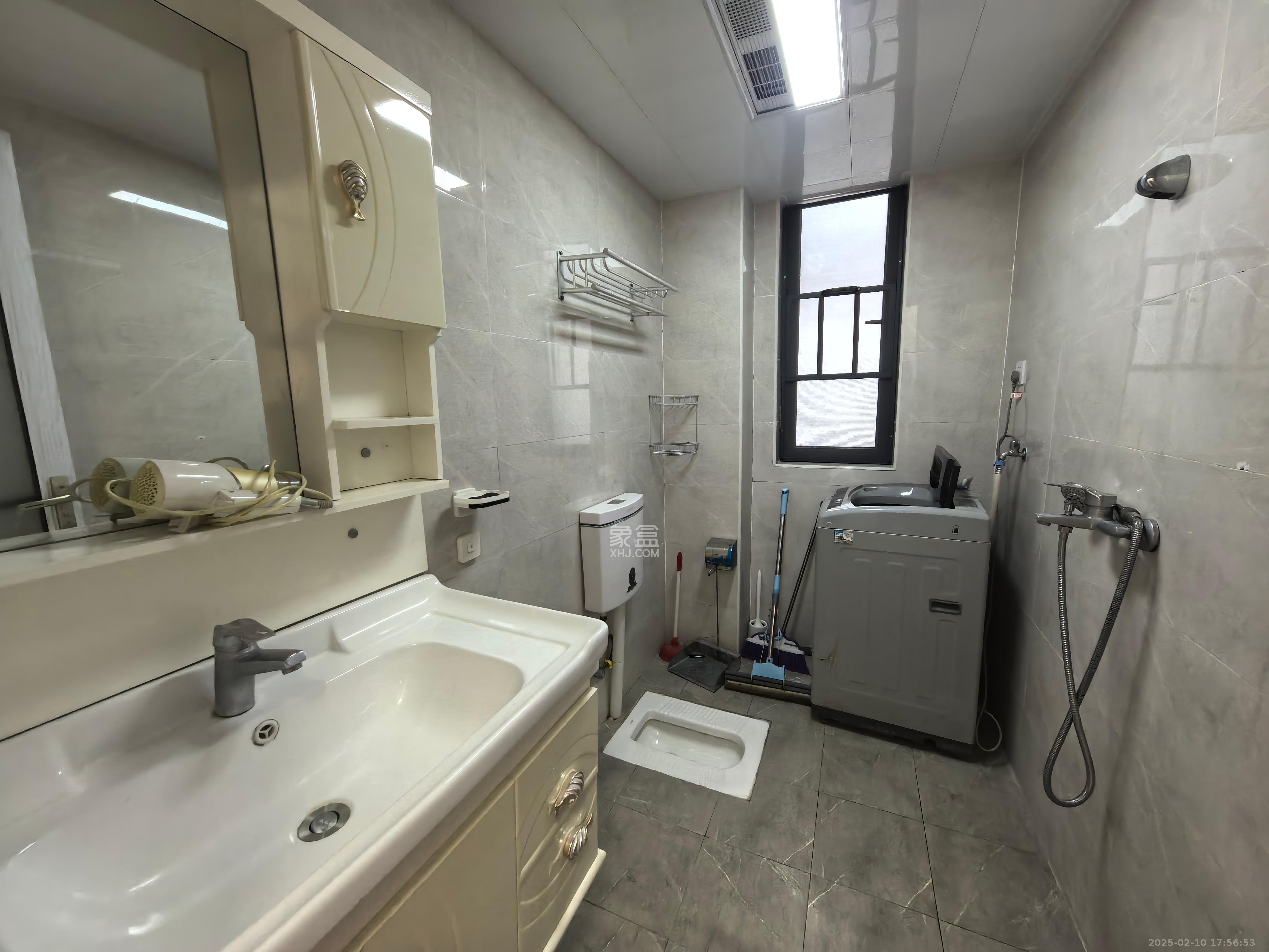 轻盐阳光CEO(轻盐雅苑)(轻奢时代) 3室2厅1卫 2600.0元/月 轻盐阳光CEO(轻盐雅苑)(轻奢时代) 3室2厅1卫 2600.0元/月室内图