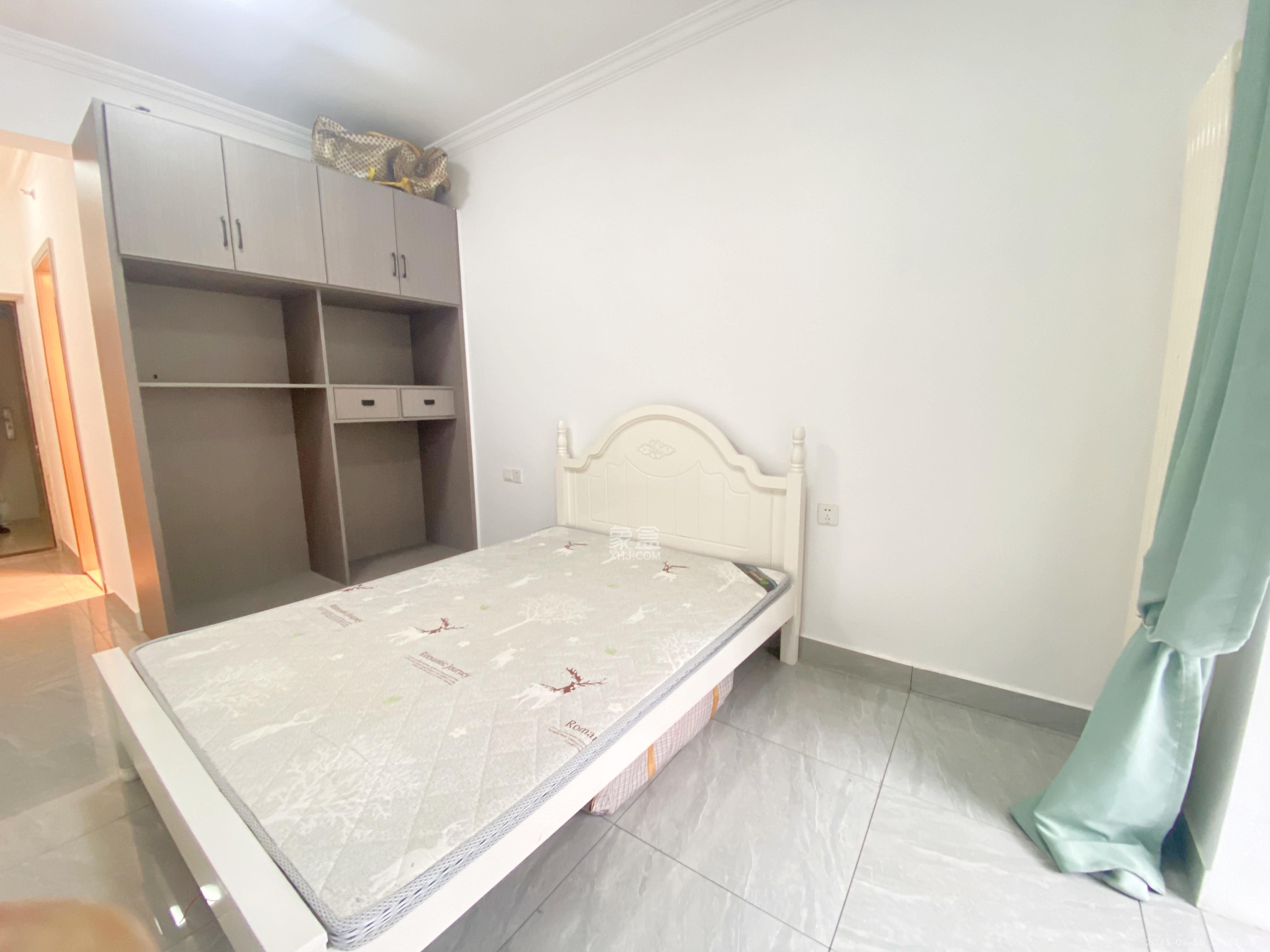 怡海星城 1室1厅1卫 1000.0元/月 怡海星城 1室1厅1卫 1000.0元/月室内图