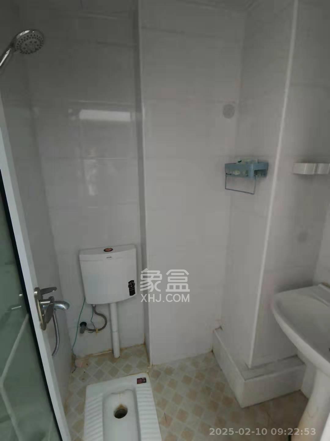中建芙蓉工社  1室1厅1卫   1200.00元/月室内图