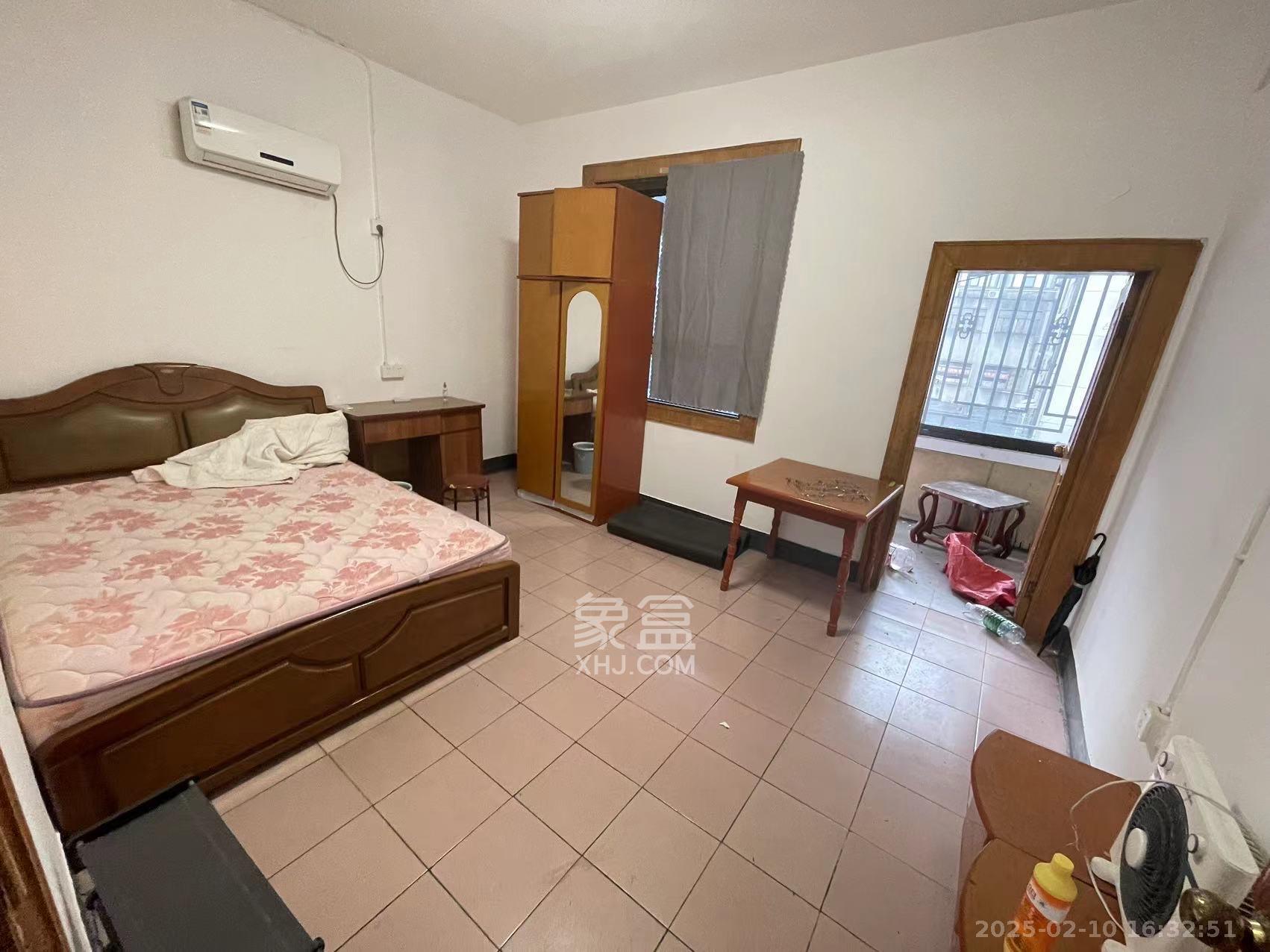 物回宿舍 3室1厅1卫 2100.0元/月 物回宿舍 3室1厅1卫 2100.0元/月室内图