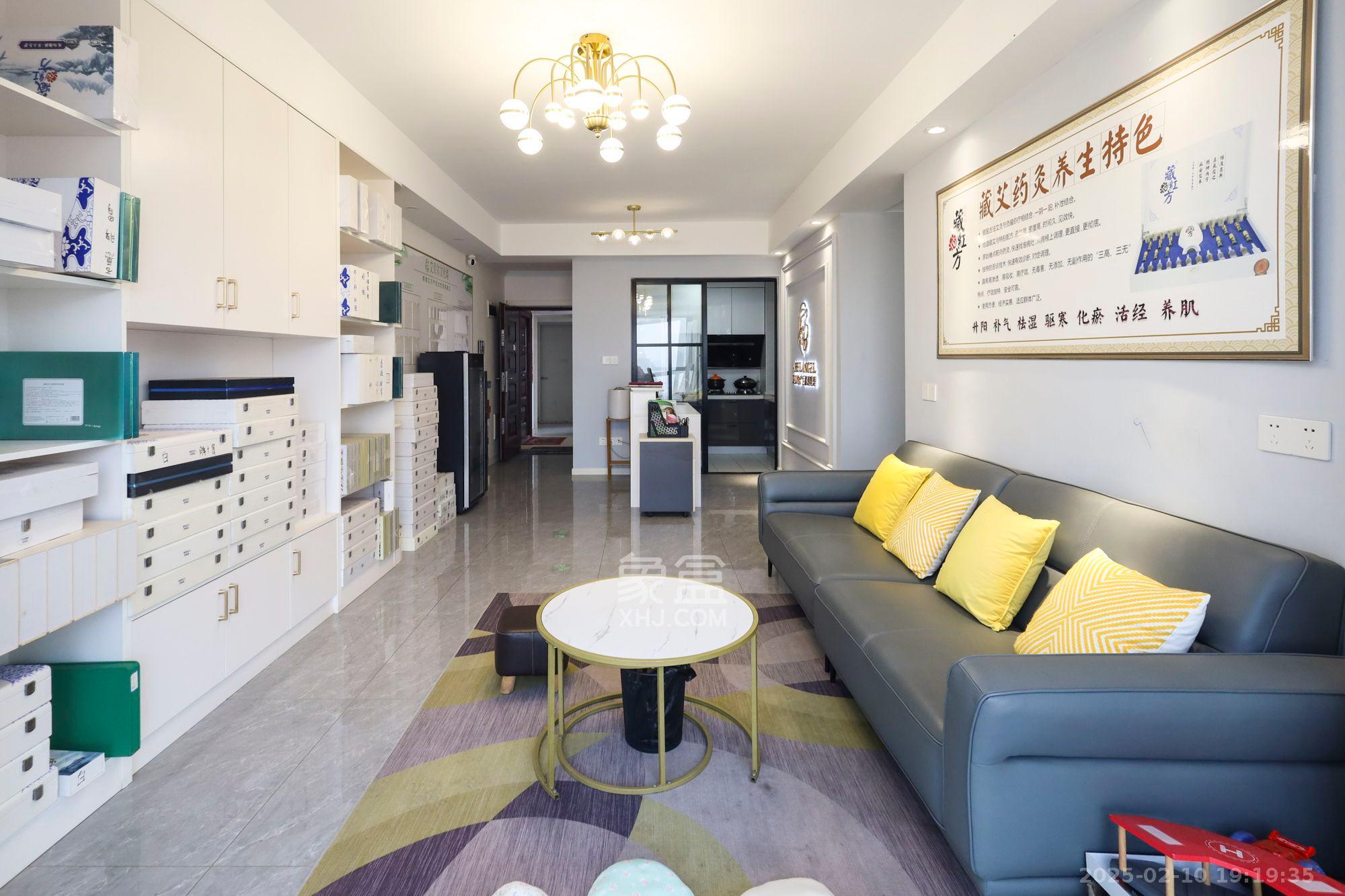 绿地海外滩二期  3室2厅1卫    2400.0元/月 绿地海外滩二期  3室2厅1卫    2400.0元/月